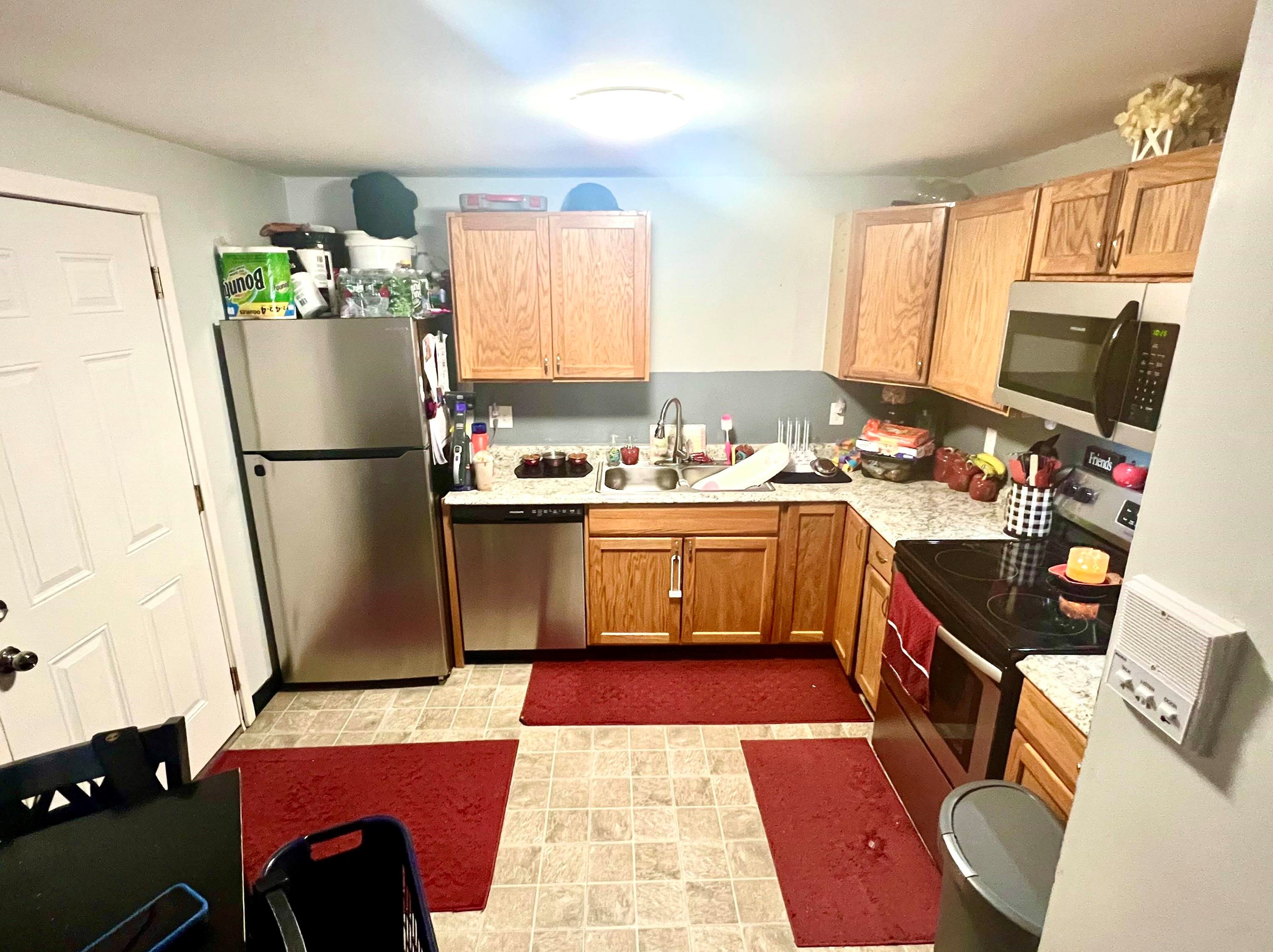 12 East Side Dr #207, Concord, NH 03301