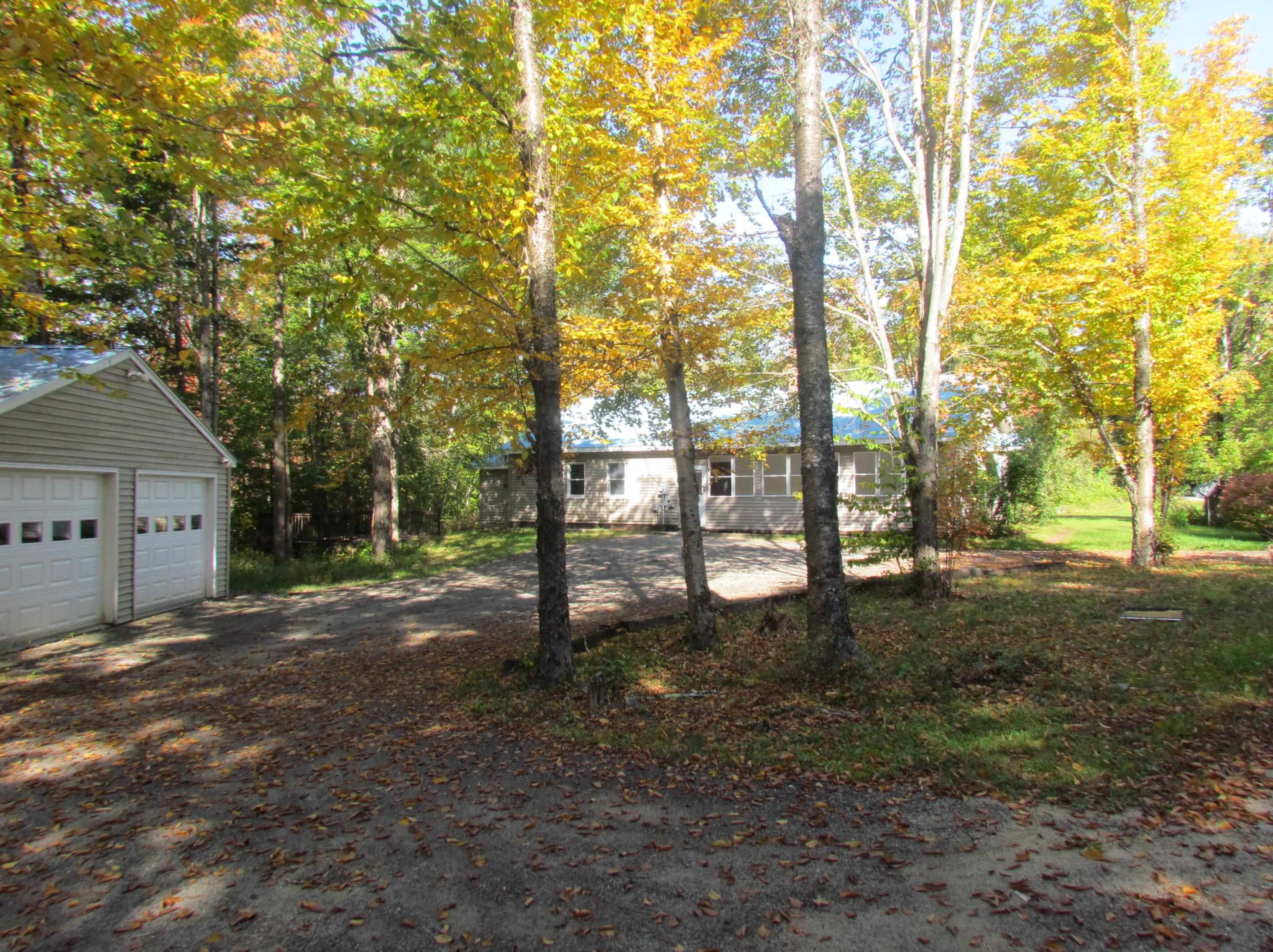 40 Butternut Ln, Holderness, NH 03245