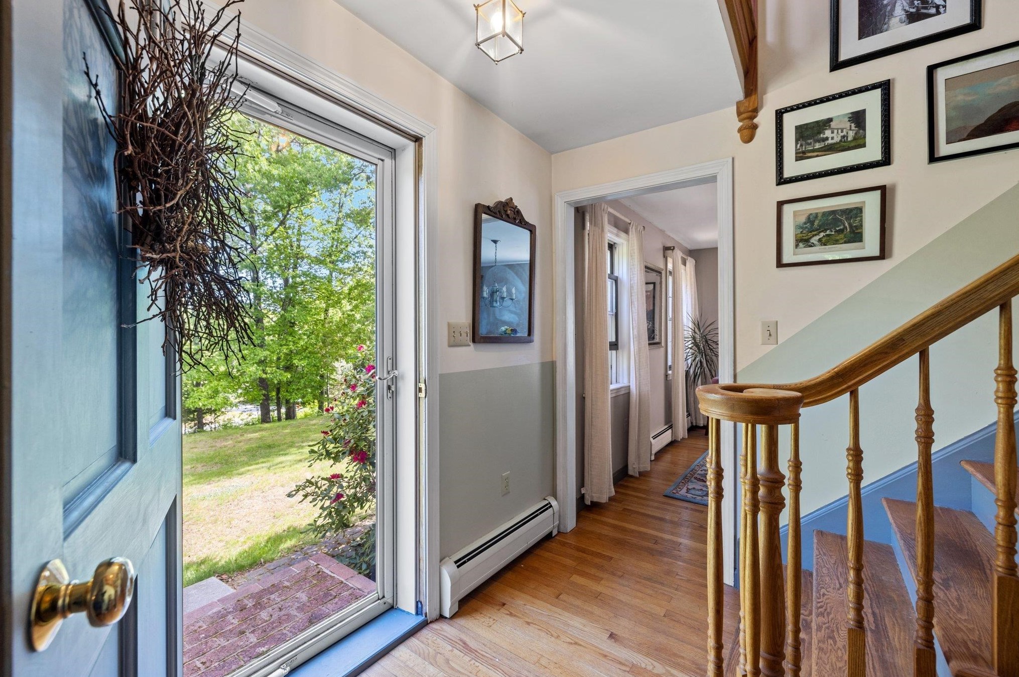 7 Surrey Coach Ln, Concord, NH 03304