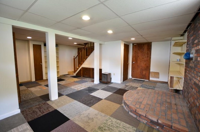 94 Turkey Hill Rd, Merrimack NH  03054-4023 exterior