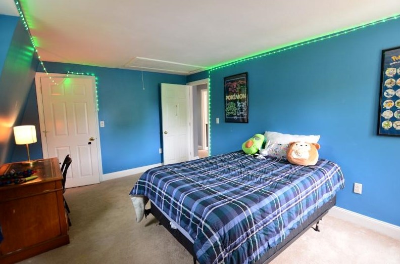 94 Turkey Hill Rd, Merrimack NH  03054-4023 exterior