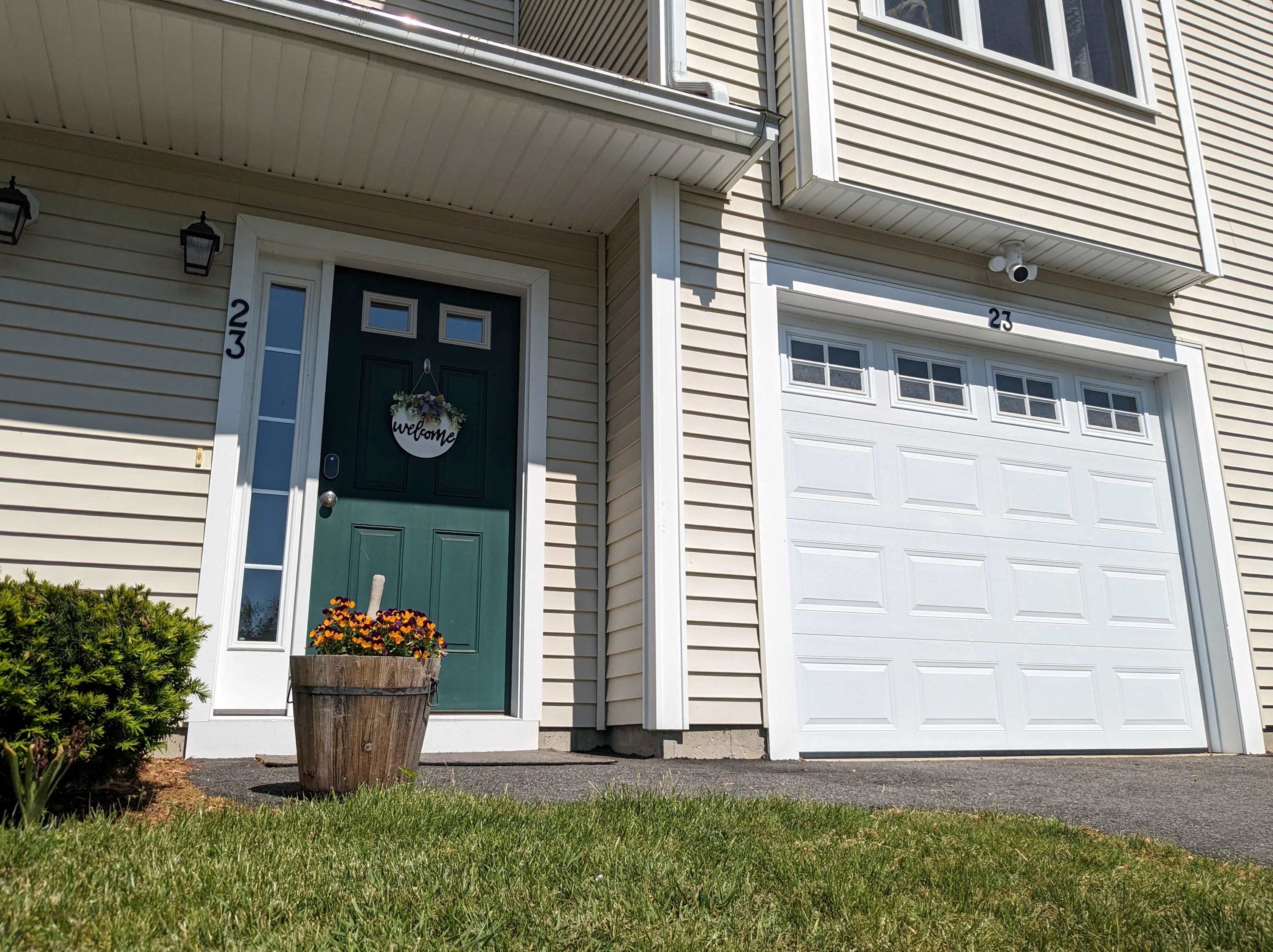 23 Bennett St, Nashua, NH 03064