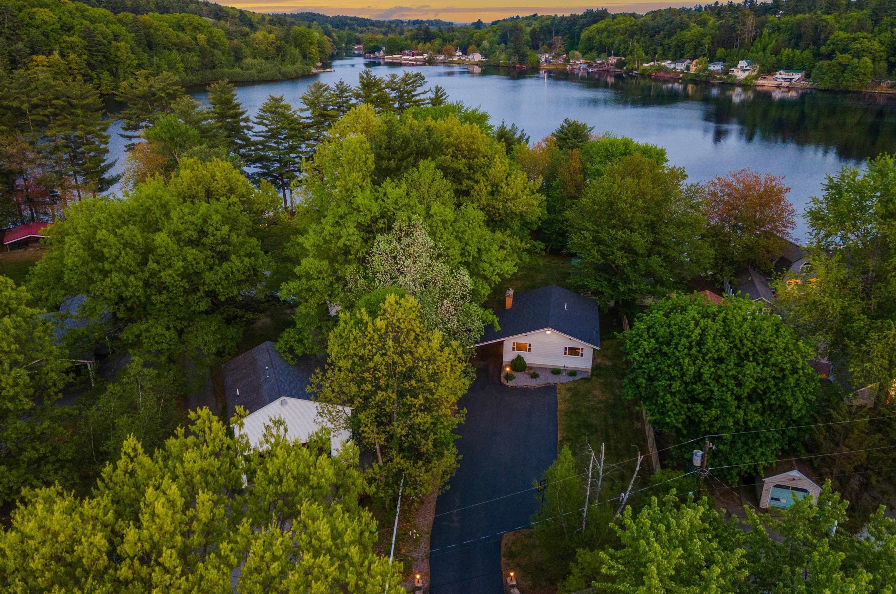 35 Cove St, Goffstown, NH 03045