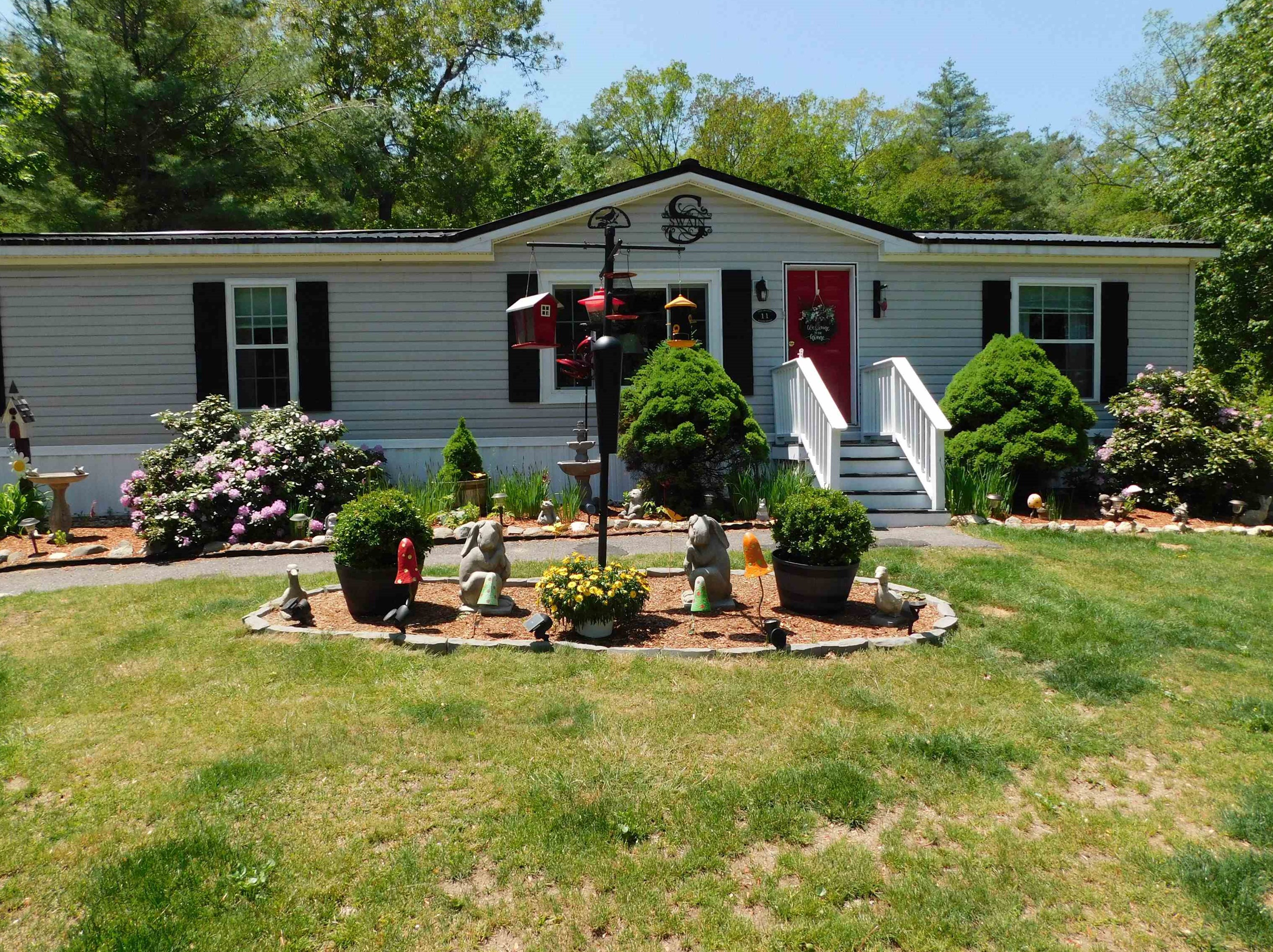 11 James Rd, Fremont, NH 03044