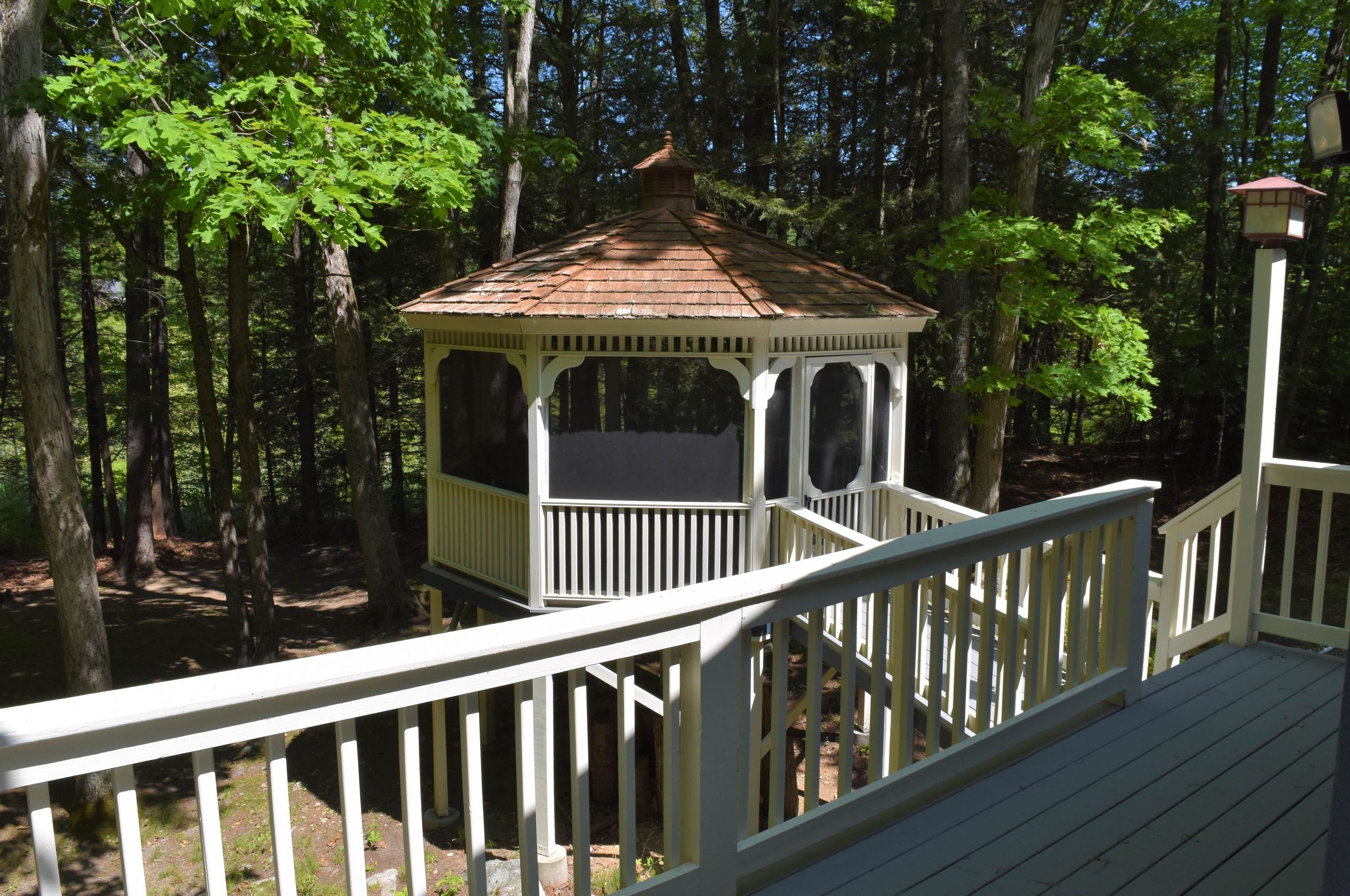 8 Colman Path, Merrimack NH 03054-2939 exterior