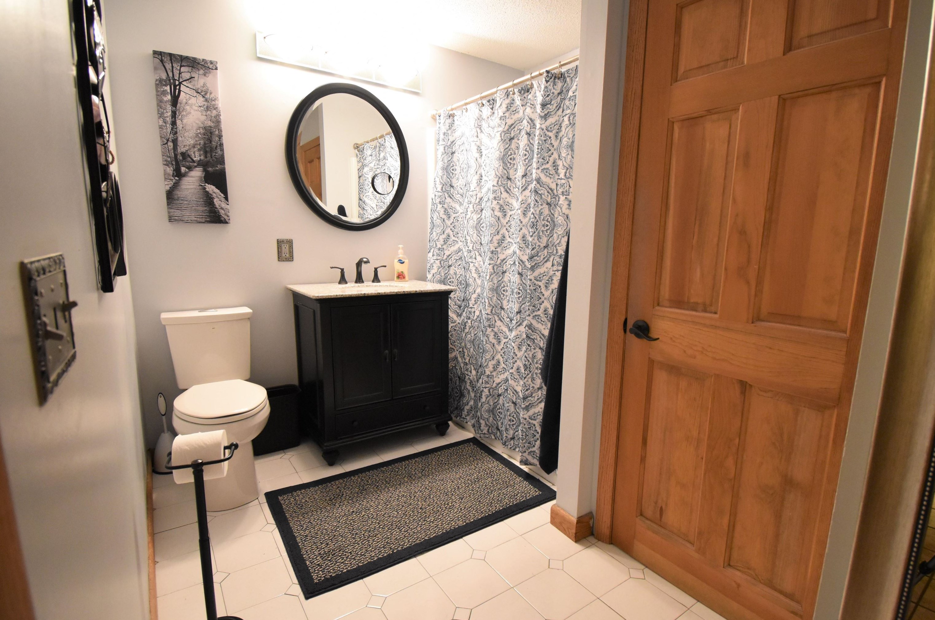 8 Colman Path, Merrimack NH 03054-2939 exterior