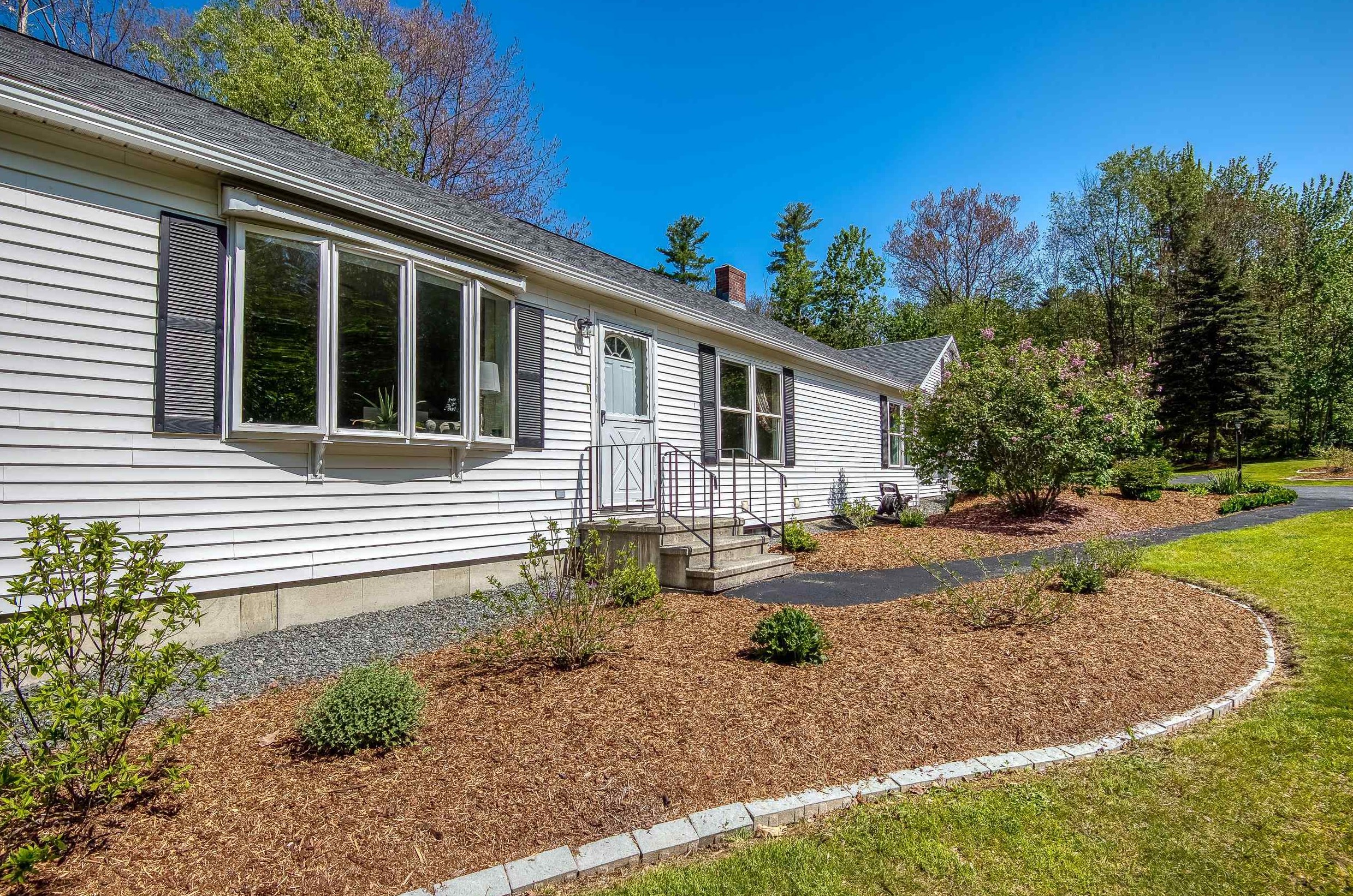 101 Fairview St, Littleton, NH 03561 exterior