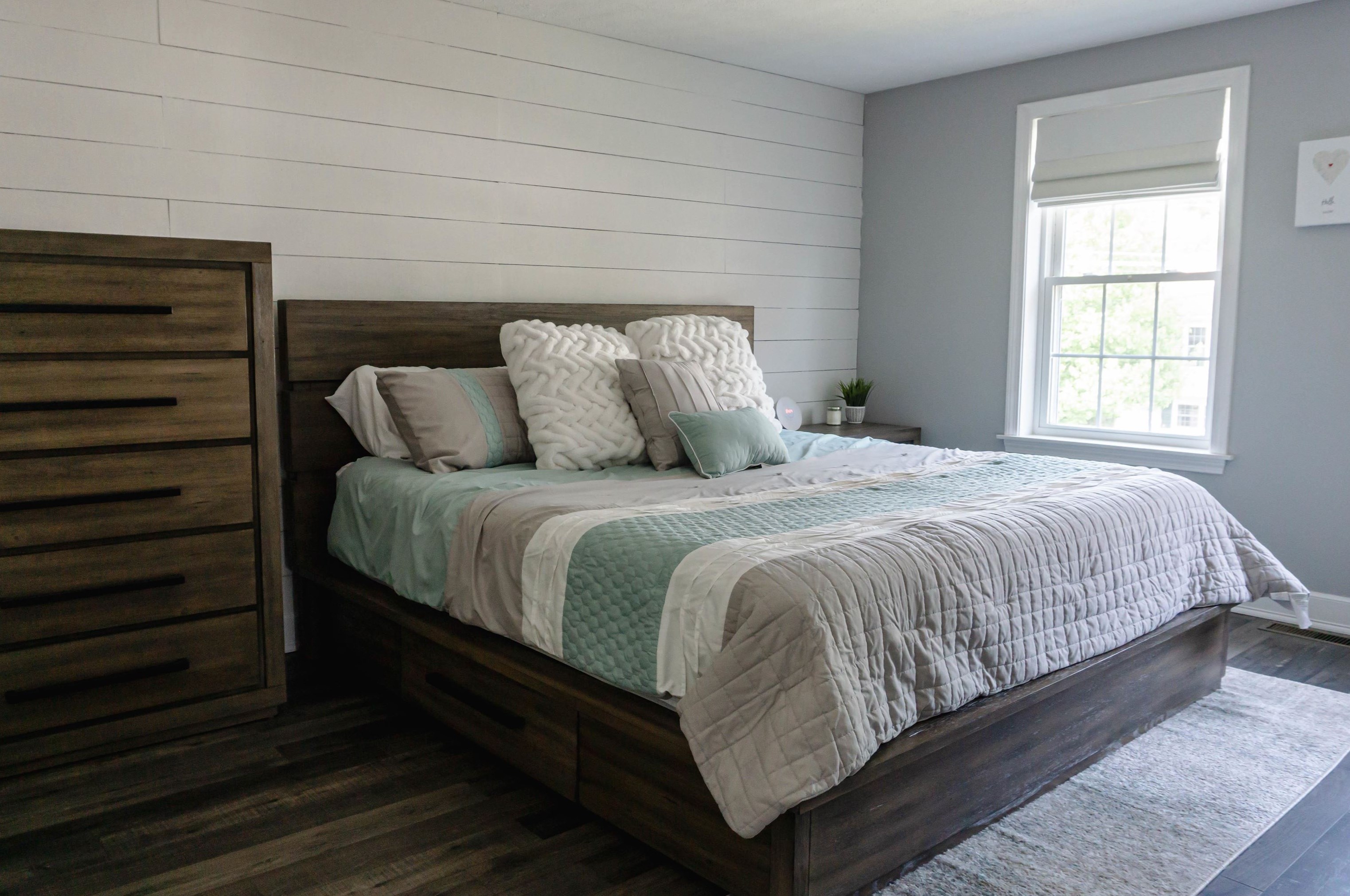 97 Megan Dr, Manchester NH  03109-5919 exterior