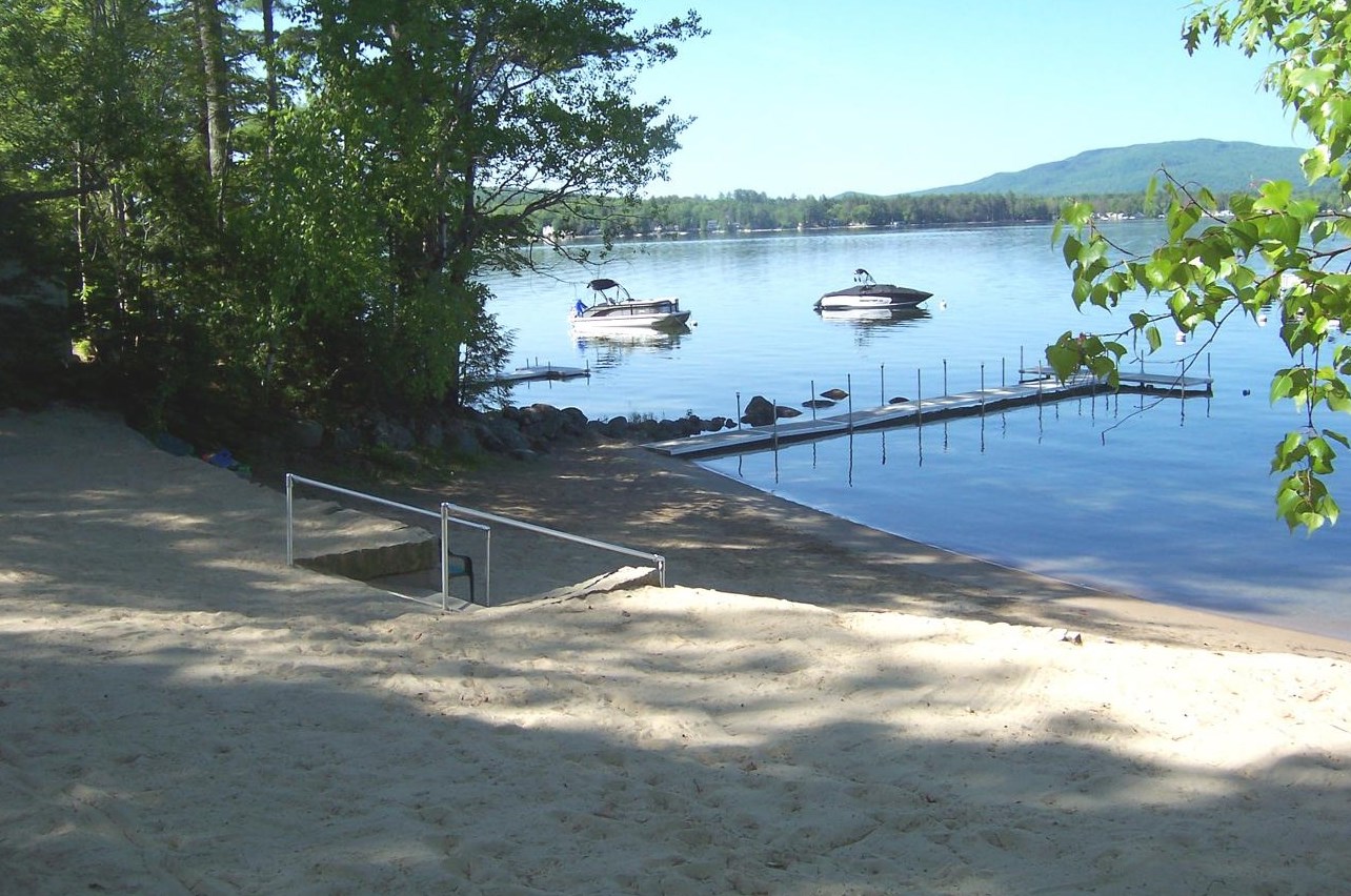 124 Maple N St, Bridgewater, NH 03222