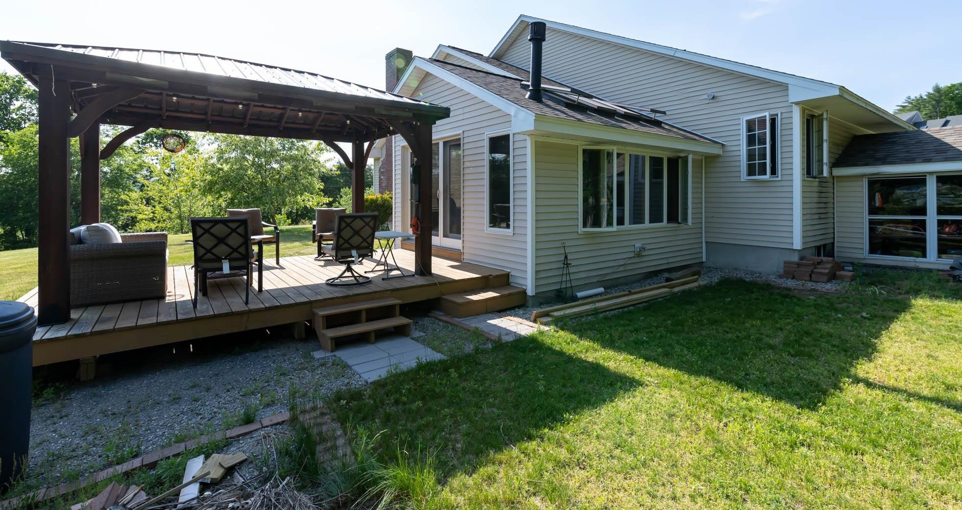 147 Dale St, Wilton, NH 03086