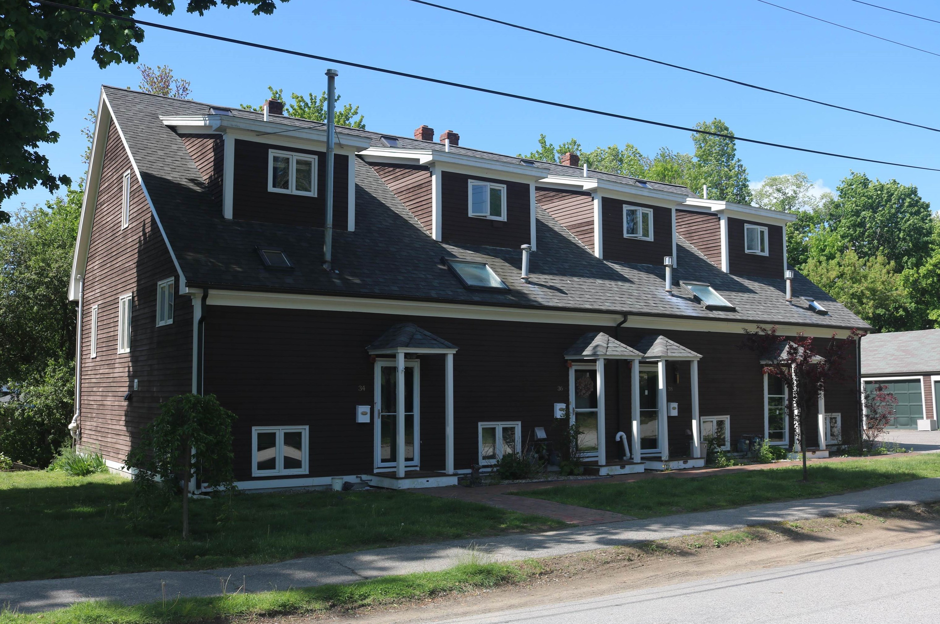 38 Ash St, Dover, NH 03820