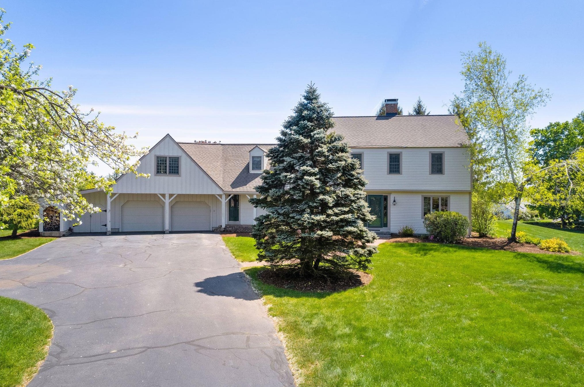 5 Putney Rd, Concord, NH 03304