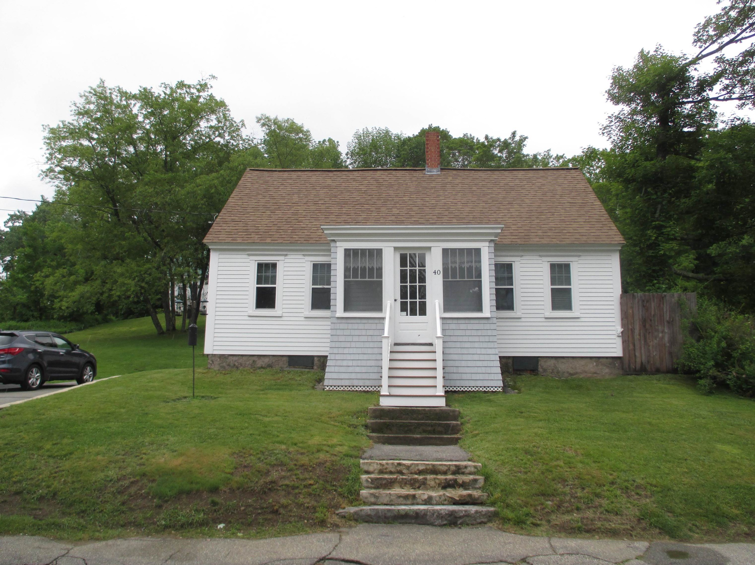 40 Dawson St, Milton, NH 03851