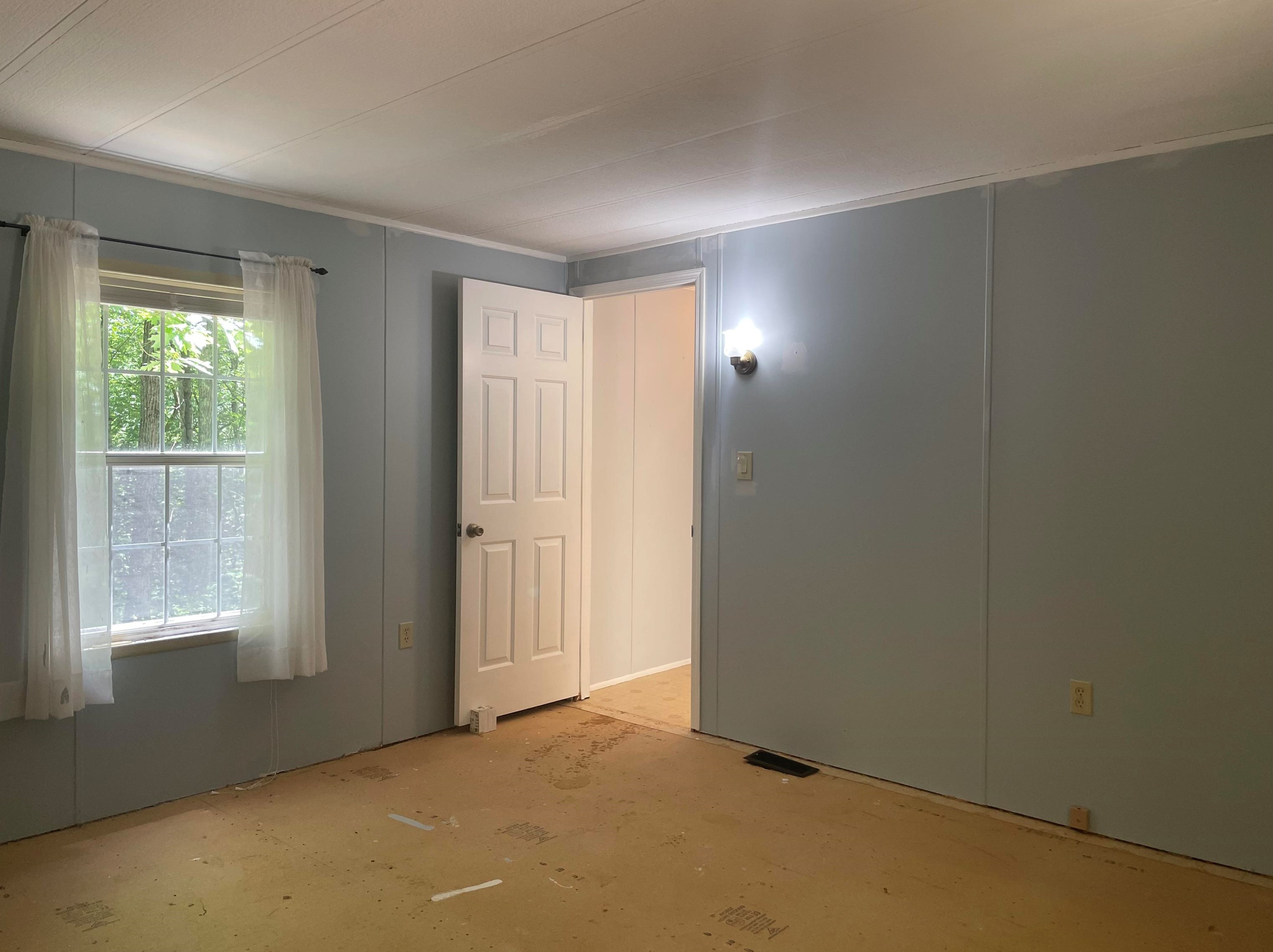 8 Bayberry Ln, Tuftonboro NH  03894-4802 exterior
