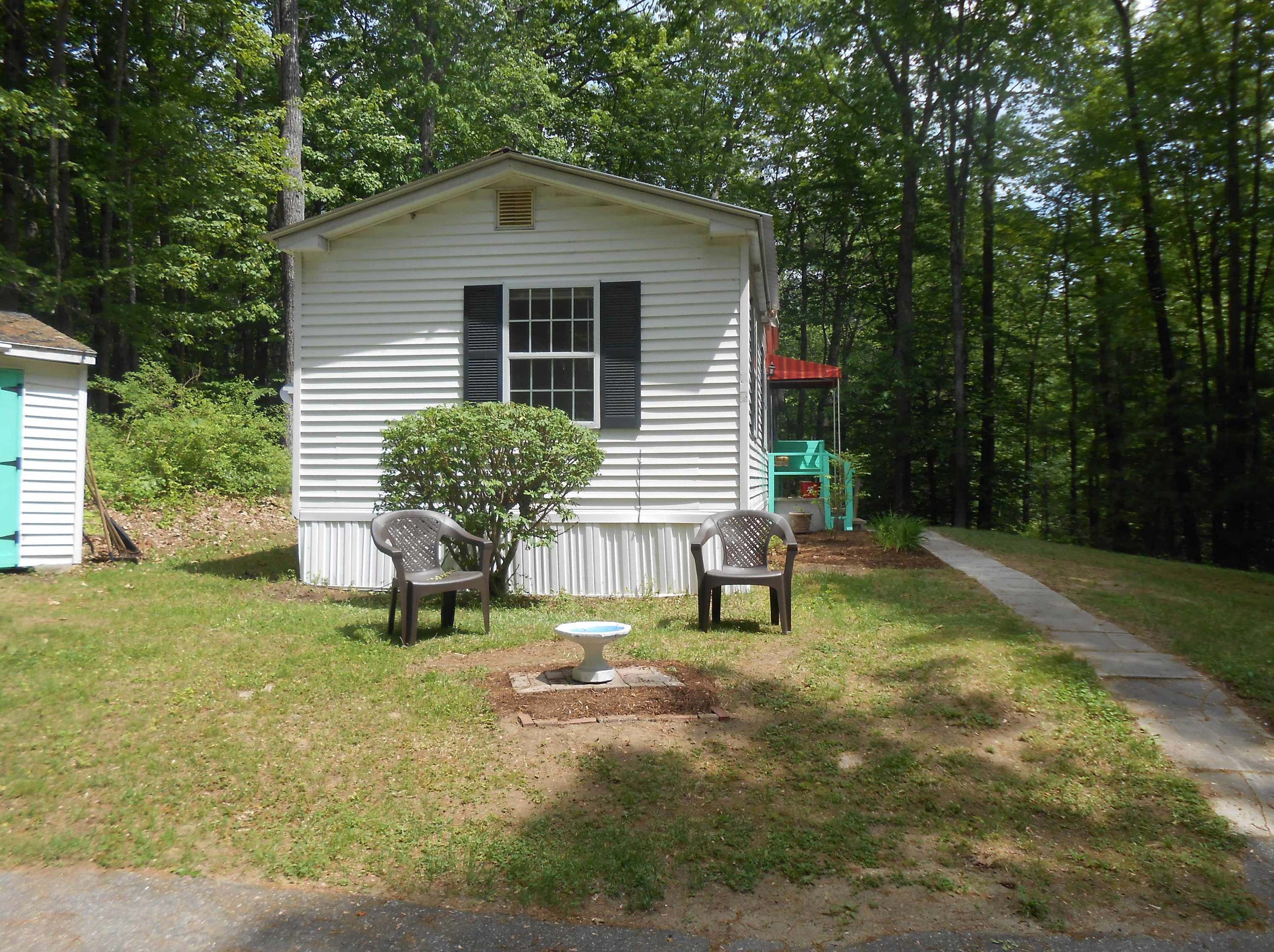8 Bayberry Ln, Tuftonboro NH  03894-4802 exterior