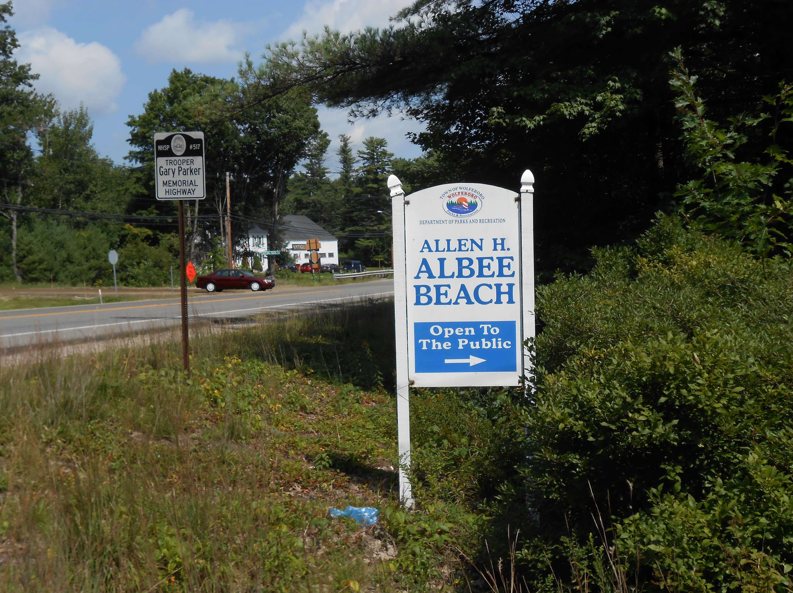 8 Bayberry Ln, Tuftonboro NH  03894-4802 exterior