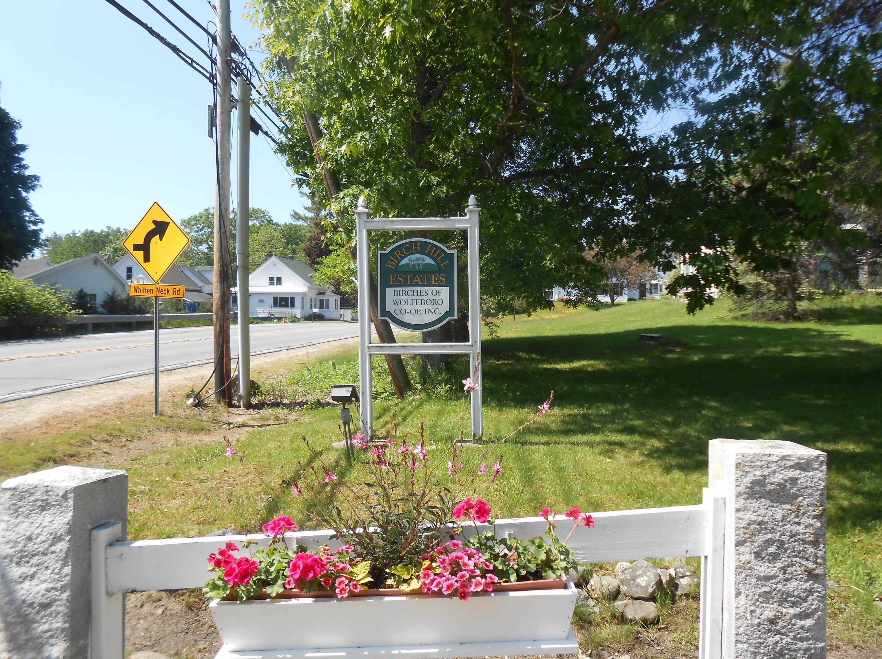 8 Bayberry Ln, Tuftonboro NH  03894-4802 exterior