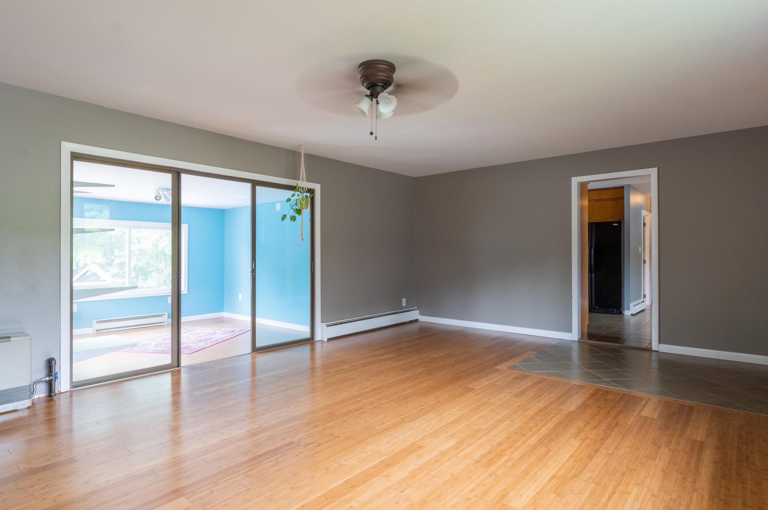 631 Cohas Ave, Manchester NH 03109-5425 exterior