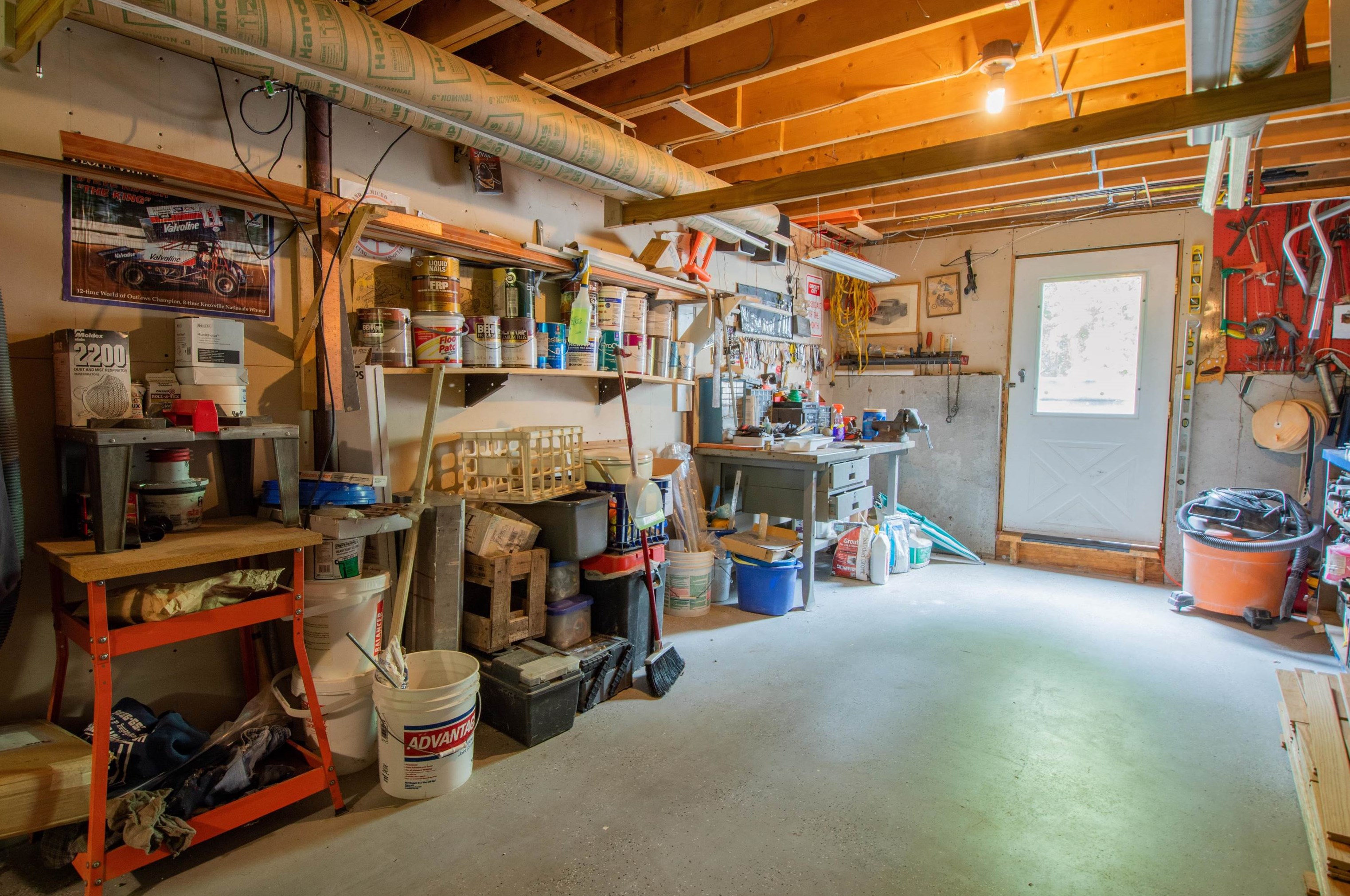 631 Cohas Ave, Manchester NH 03109-5425 exterior