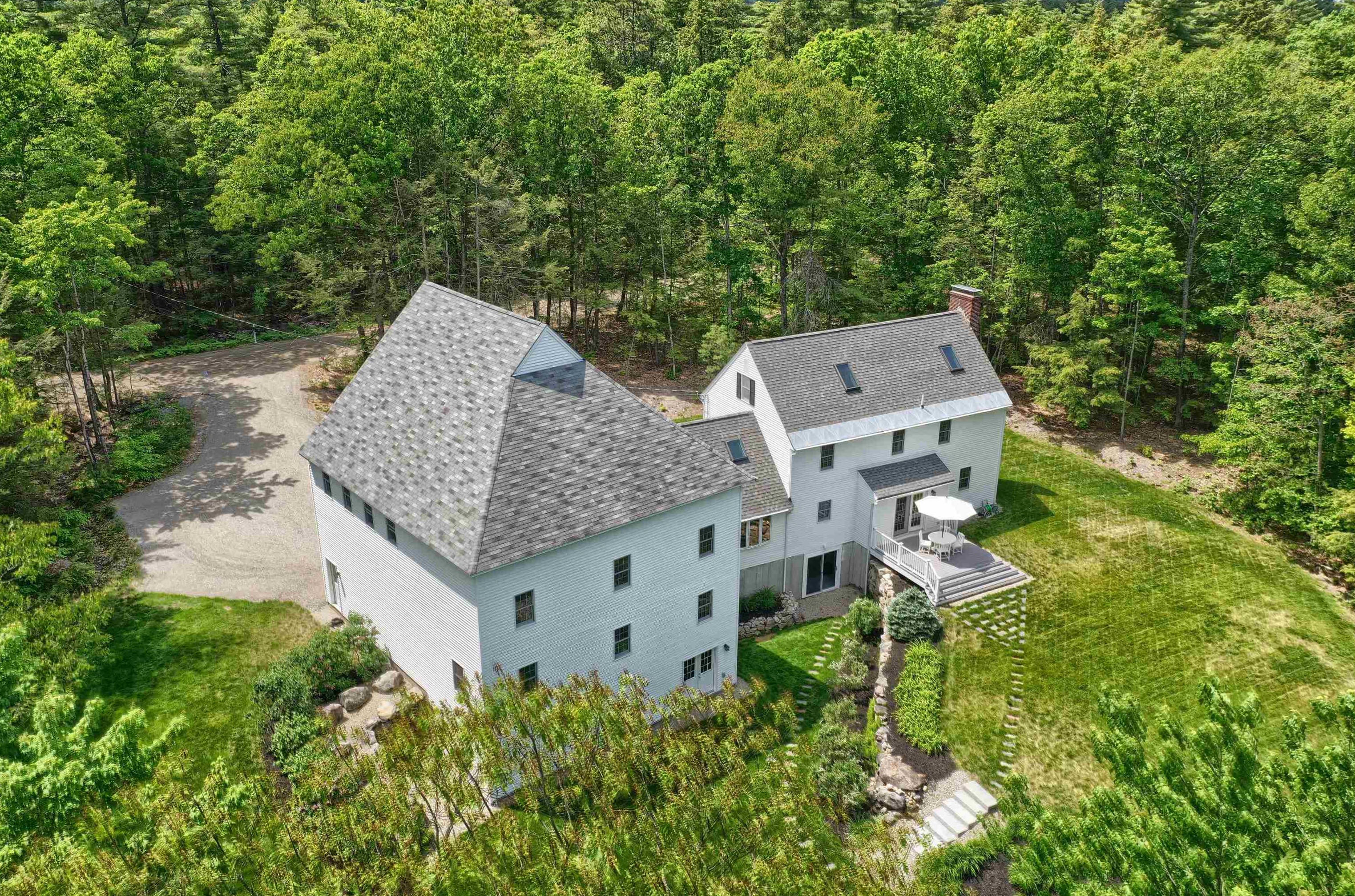 81 Salisbury Road, Mount Vernon, NH 03057