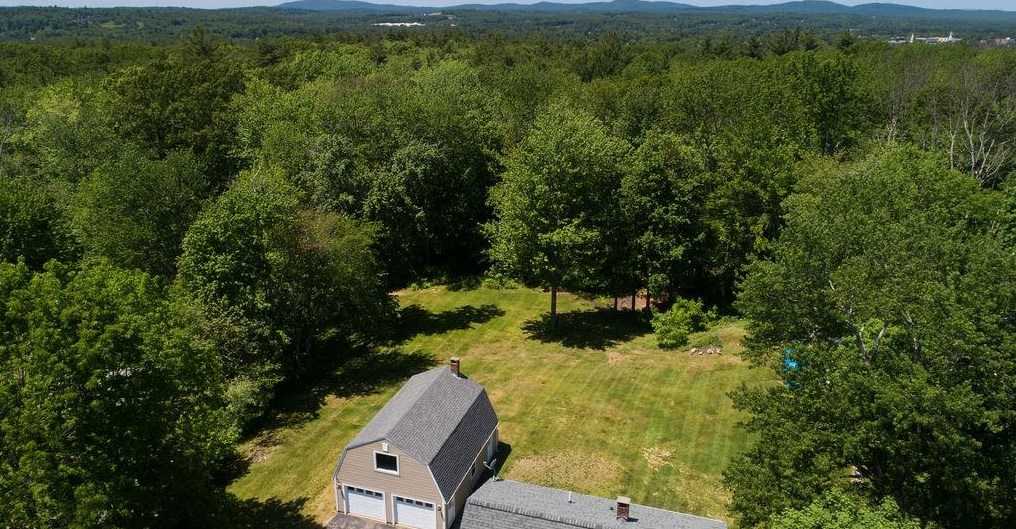 11 Ryan Cir, Rochester NH 03867-3350 exterior