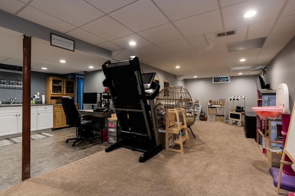 11 Ryan Cir, Rochester NH 03867-3350 exterior