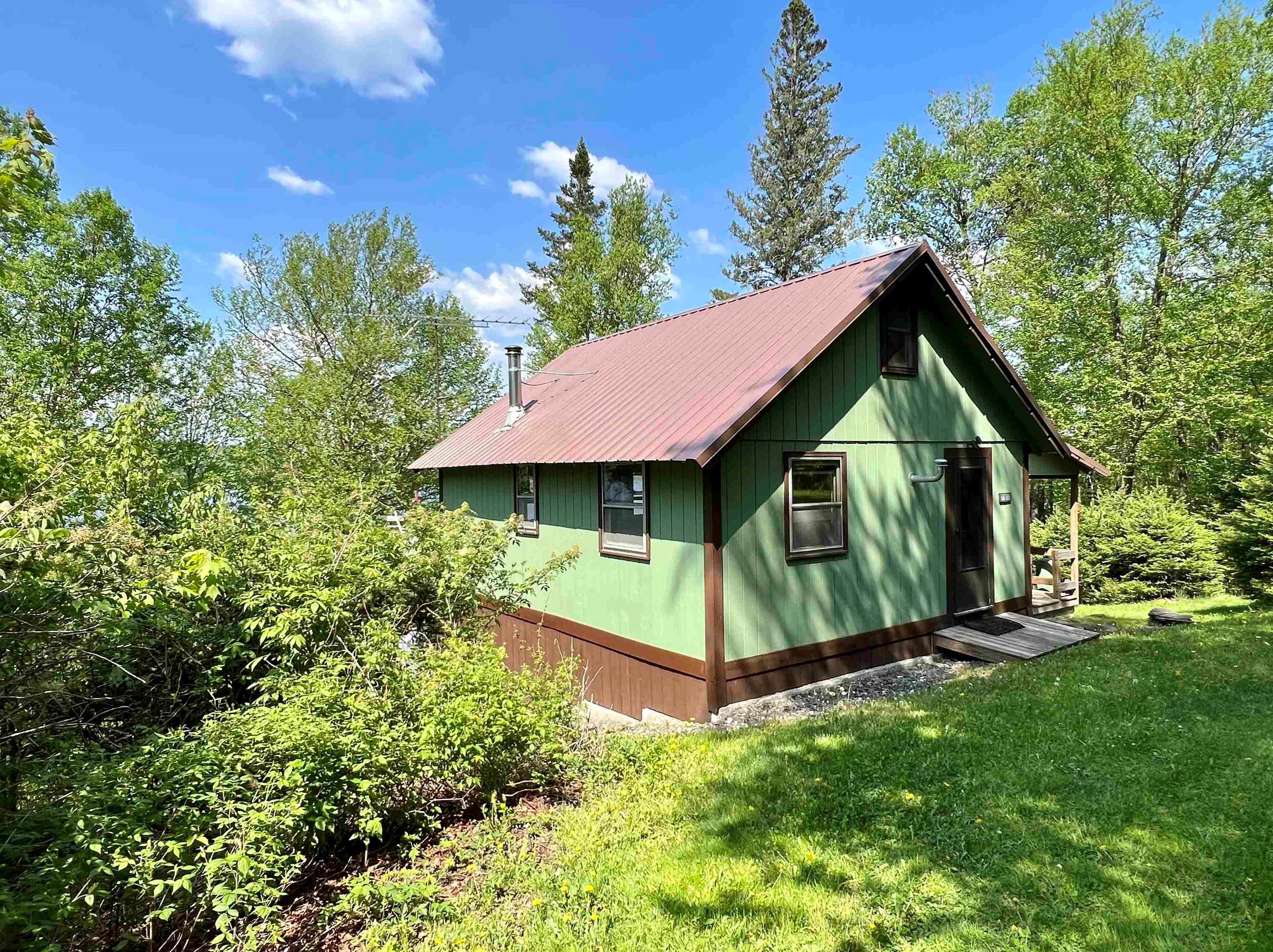 1013 Cedar Stream Rd, Clarksville, NH 03592 exterior