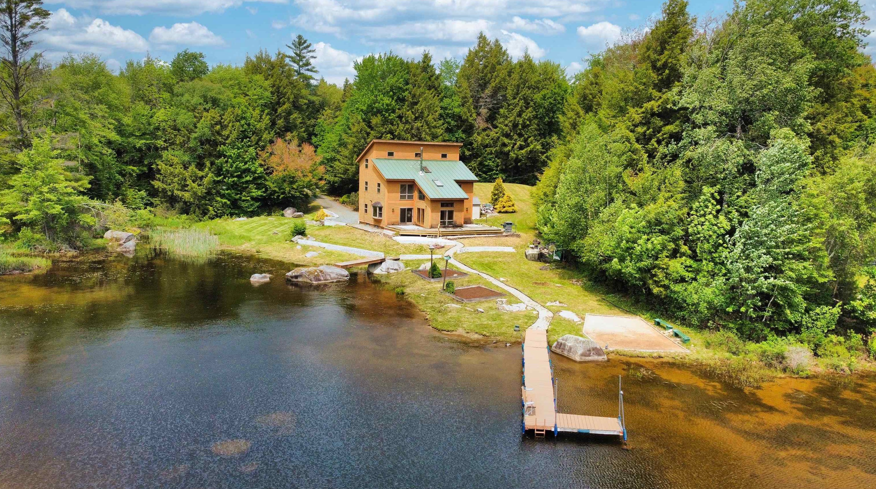 9 Cove Rd, Orange, NH 03741