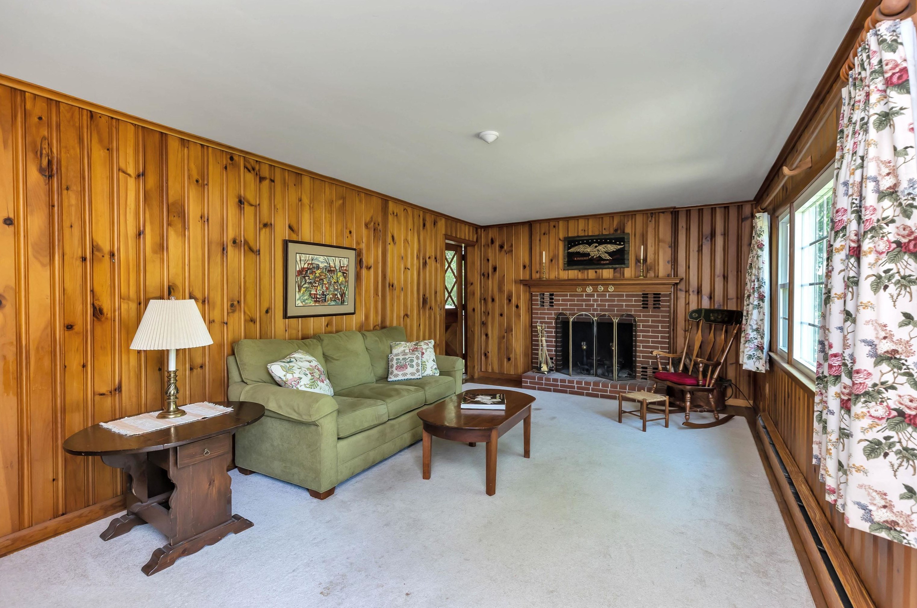 7 Central St, Peterborough, NH 03458-1418