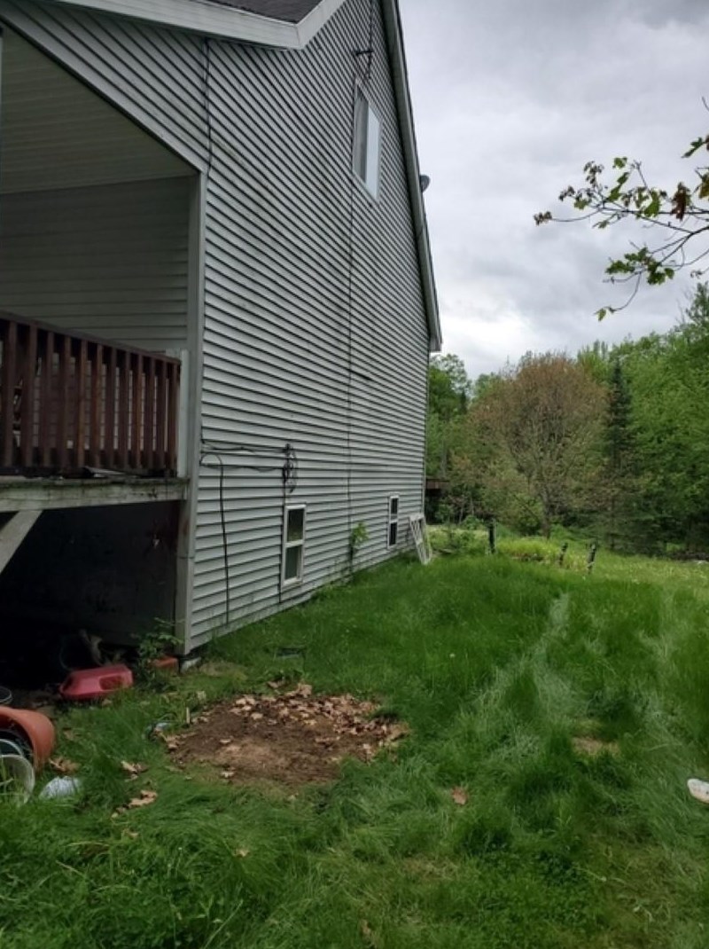 158 S Koski Rd, Unity, NH 03773