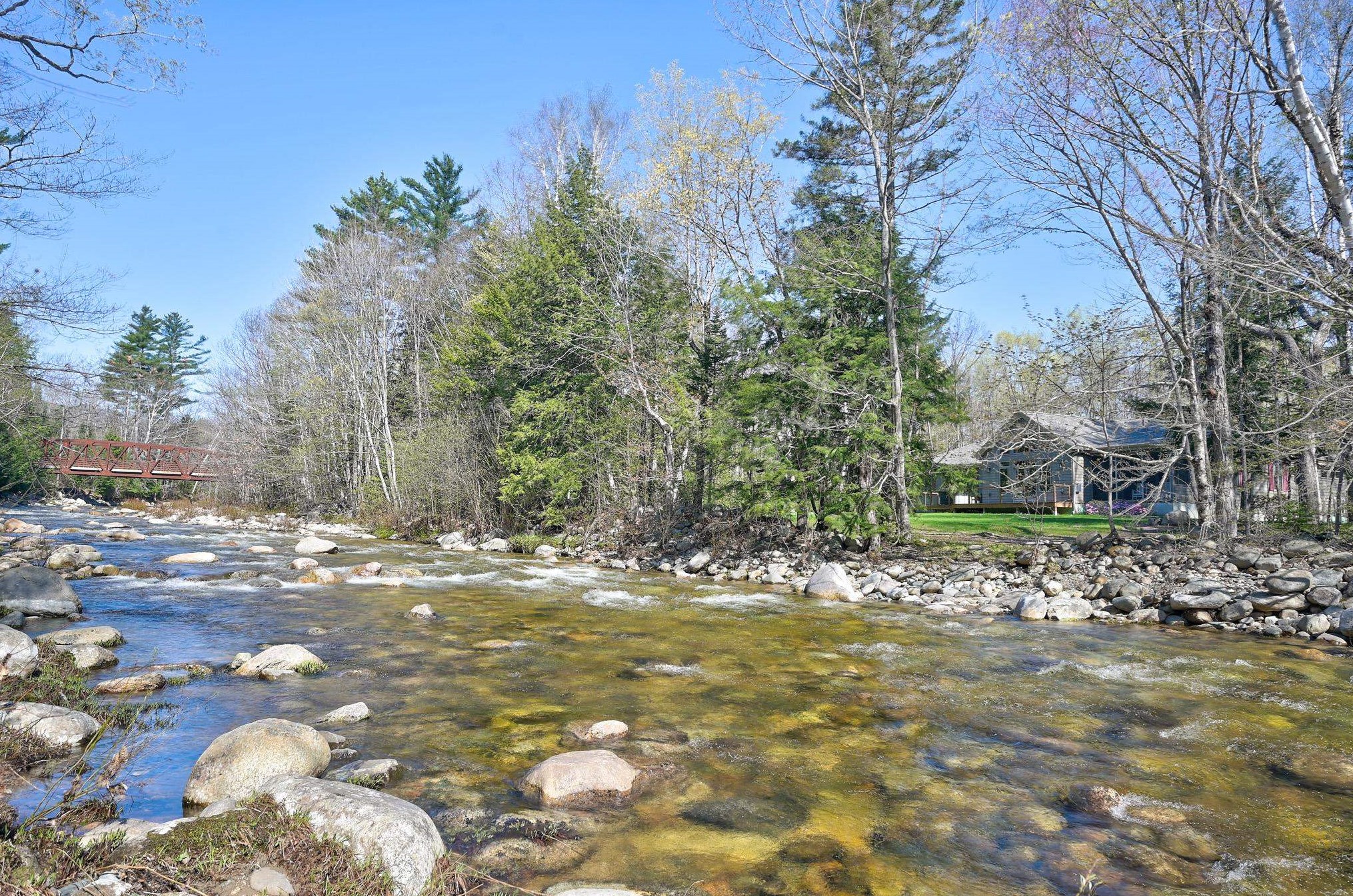 99 Evans St, Shelburne, NH 03581