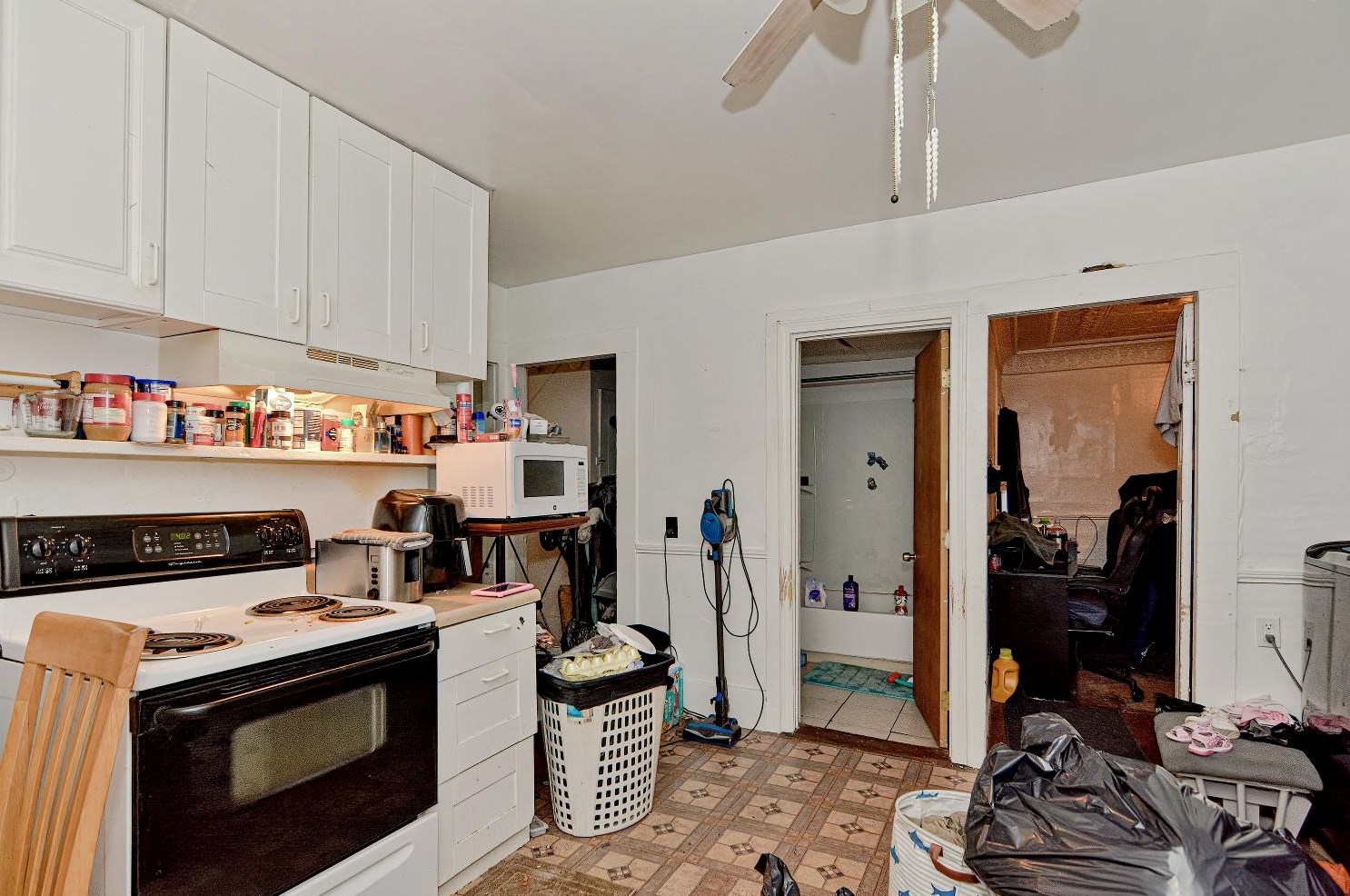 44 Bridge St, Hillsboro, NH 03244