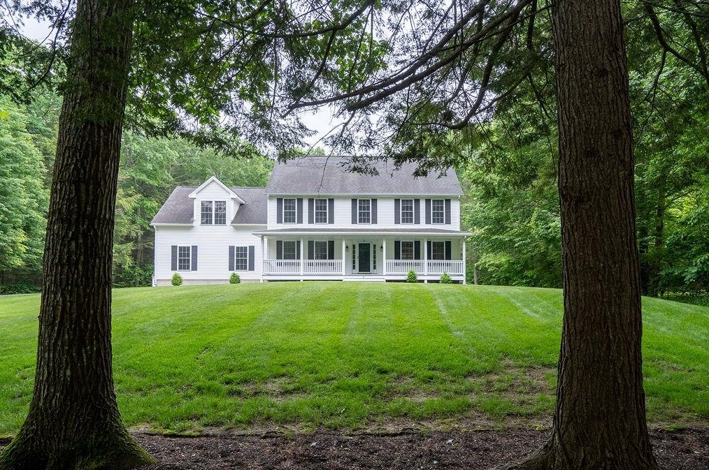 6 Champernowne, Dover, NH 03823