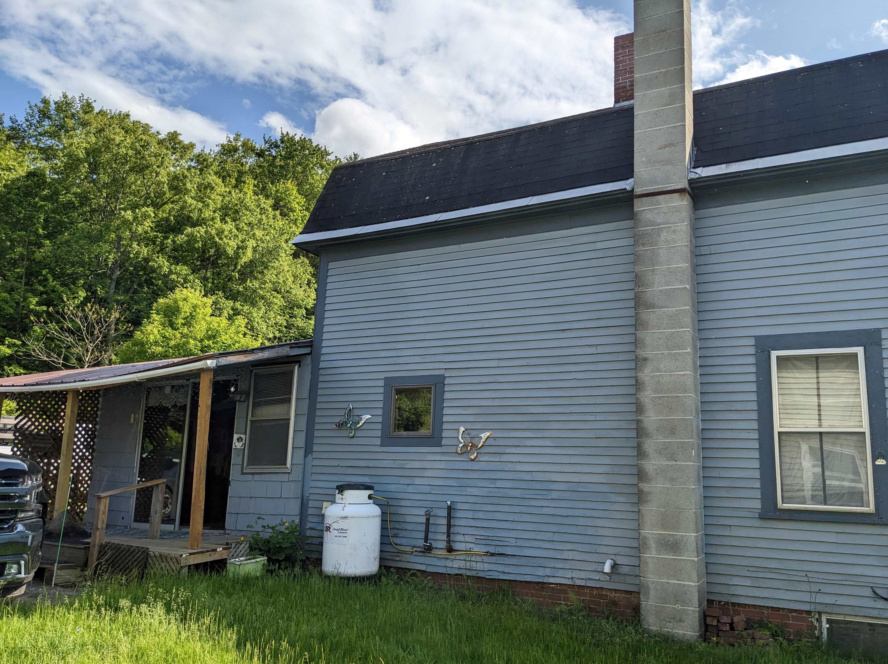 38 Acre Dr, Landaff NH  03585-5200 exterior