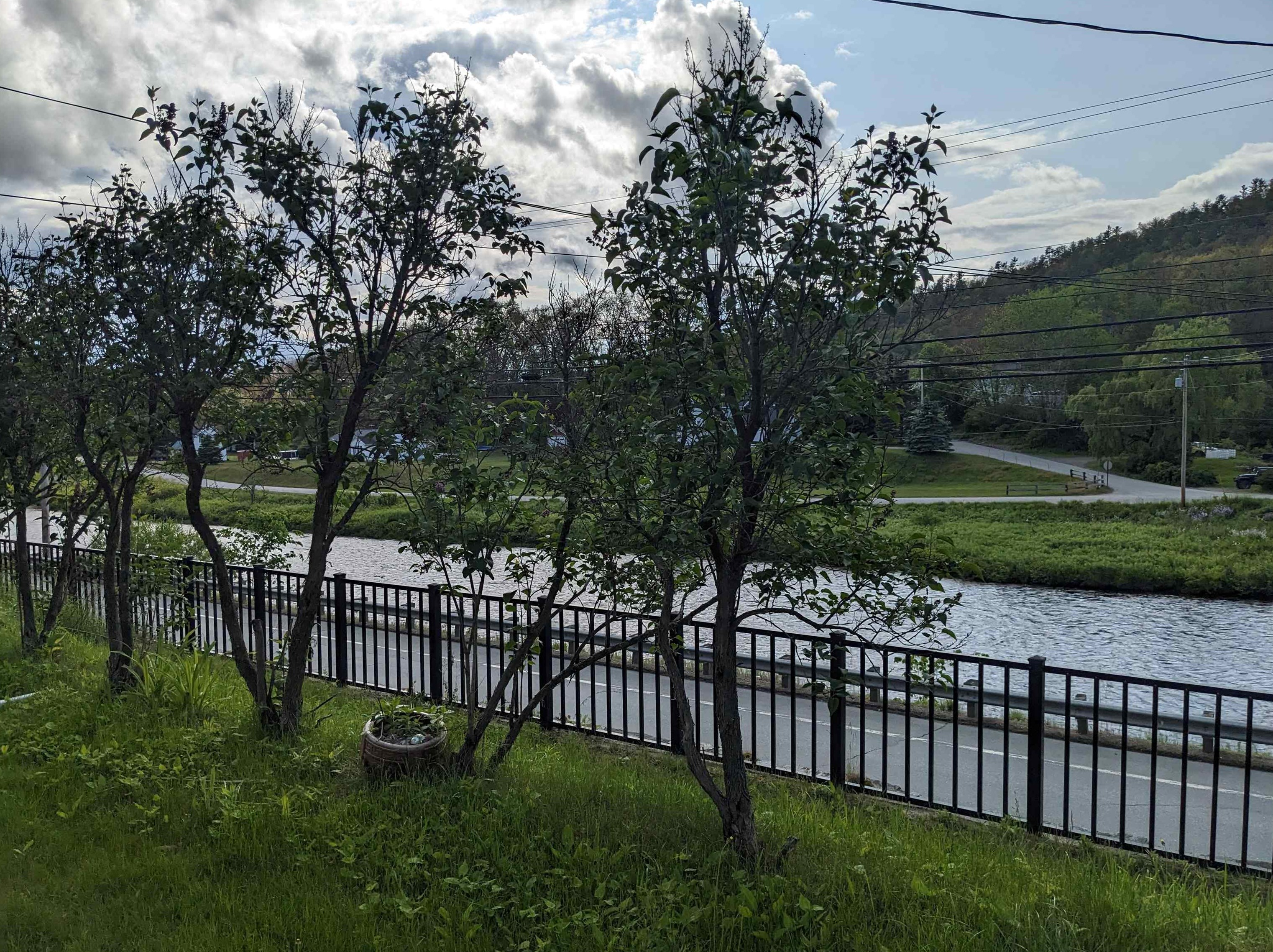 38 Acre Dr, Landaff, NH 03585