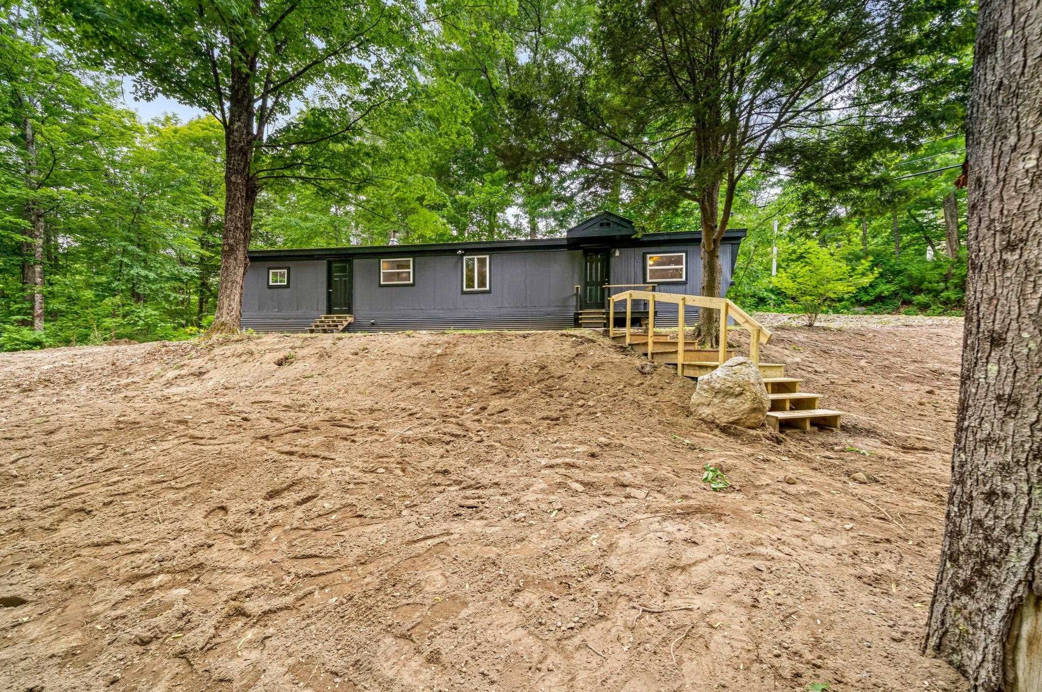 93 Mountain Rd, Goffstown, NH 03045