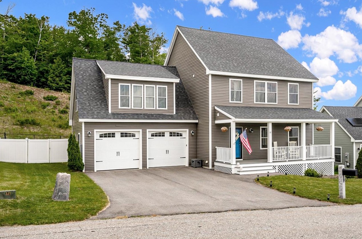 97 Fillmore Blvd, Rochester, NH 03839 exterior