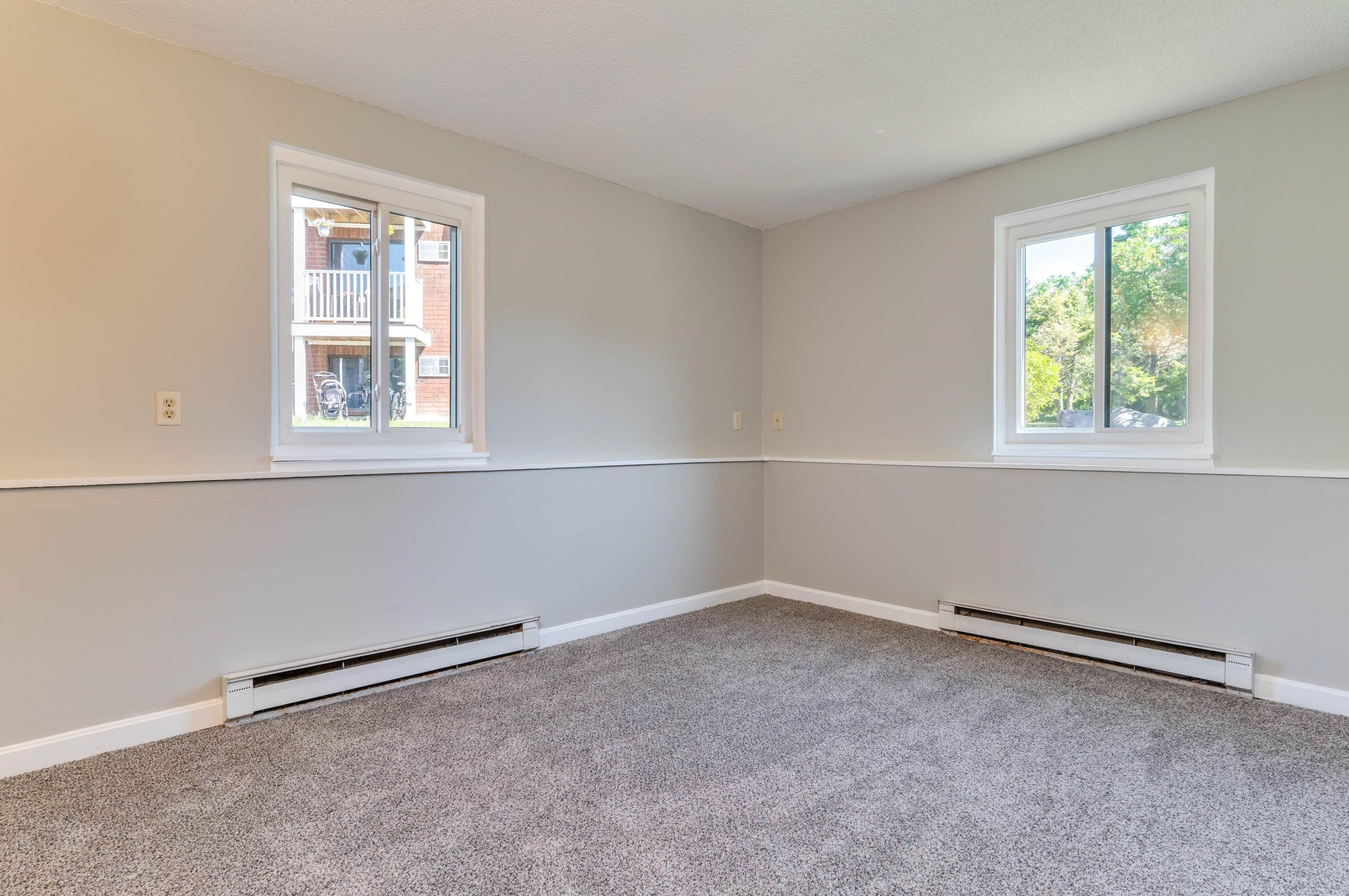 112 Lita Ln, Newmarket NH exterior