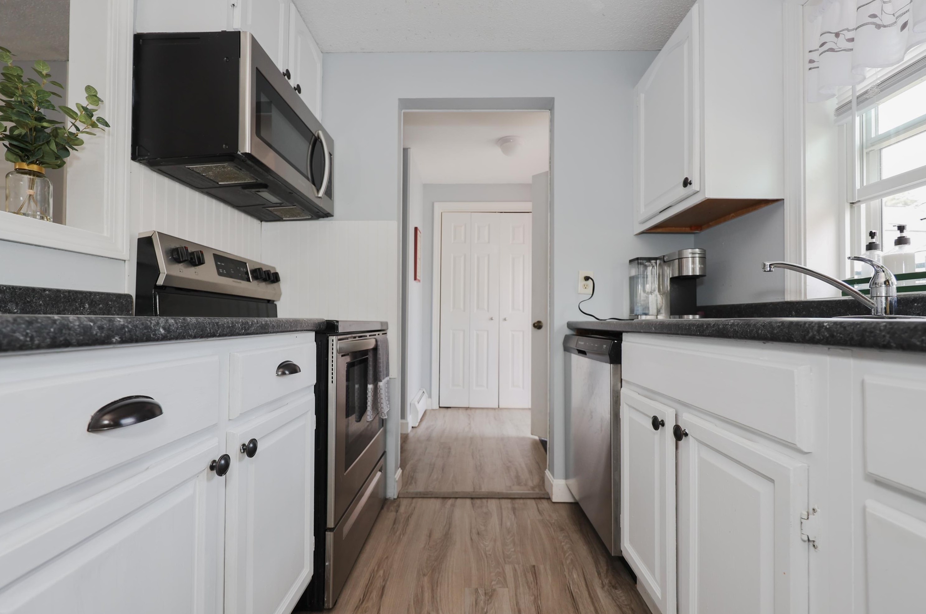 23 Vinton Dr, Concord, NH 03303