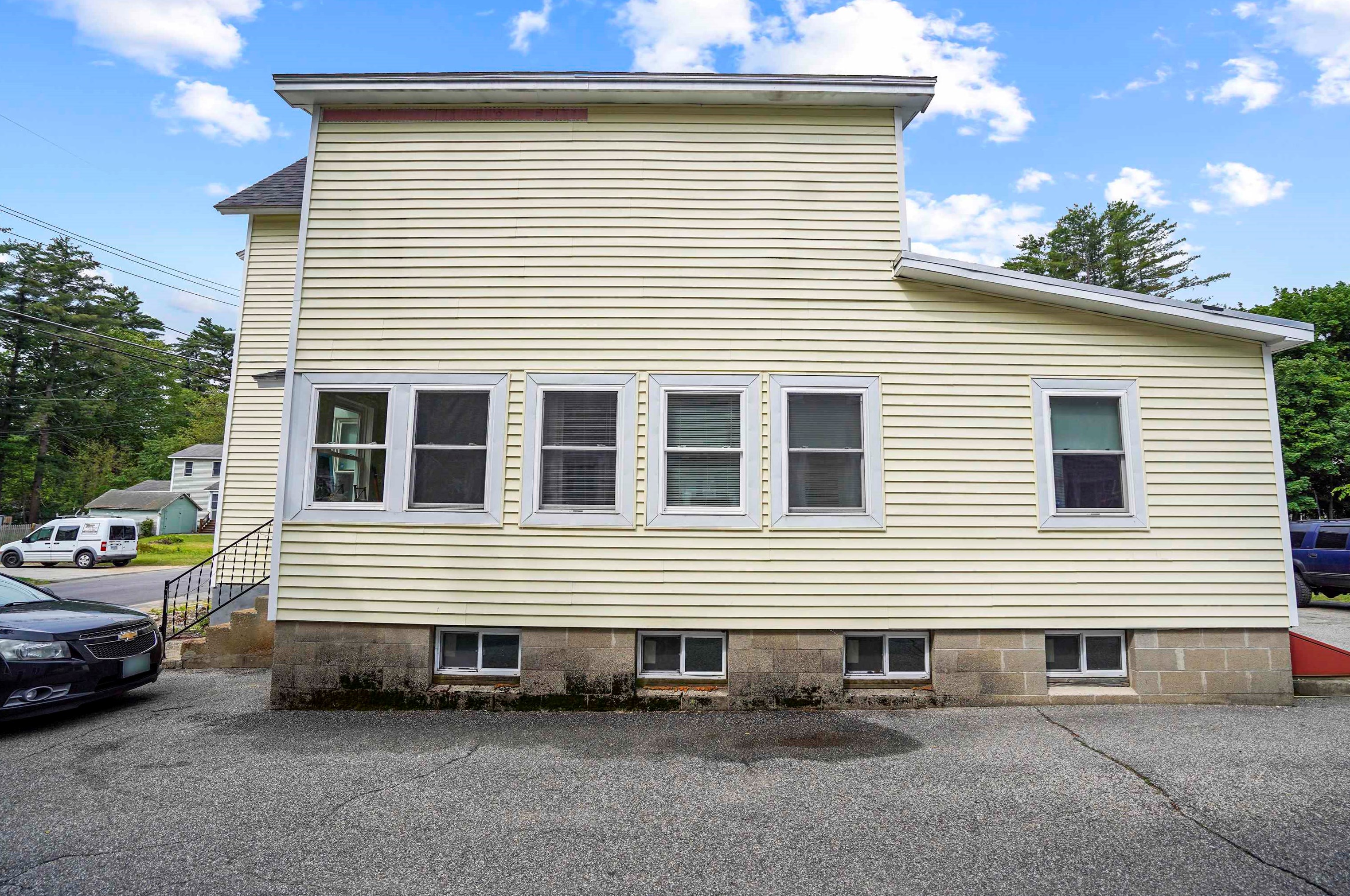 46 Stone St, Concord, NH 03301