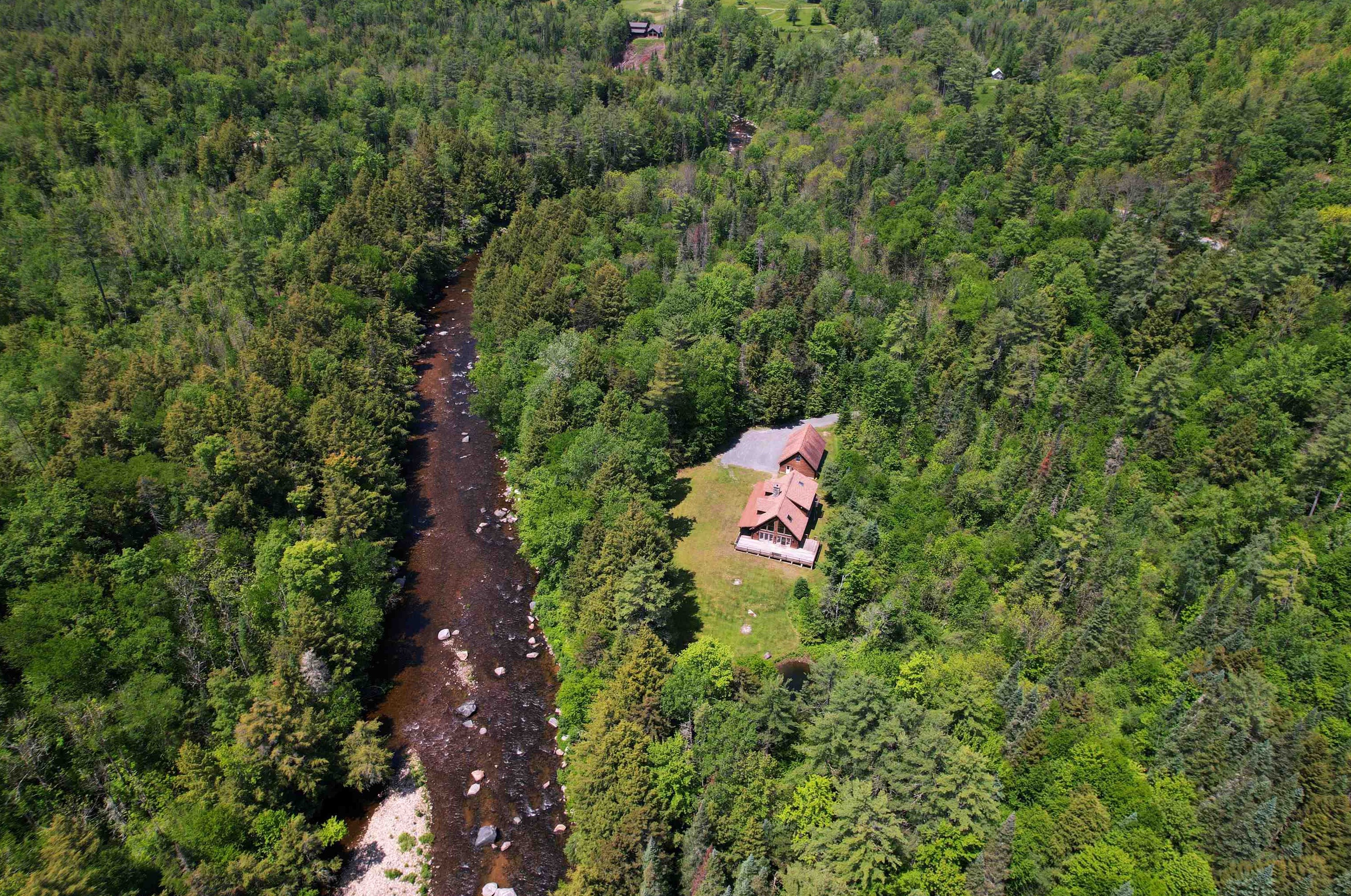 895 Streeter Pond Rd, Landaff, NH 03586 exterior