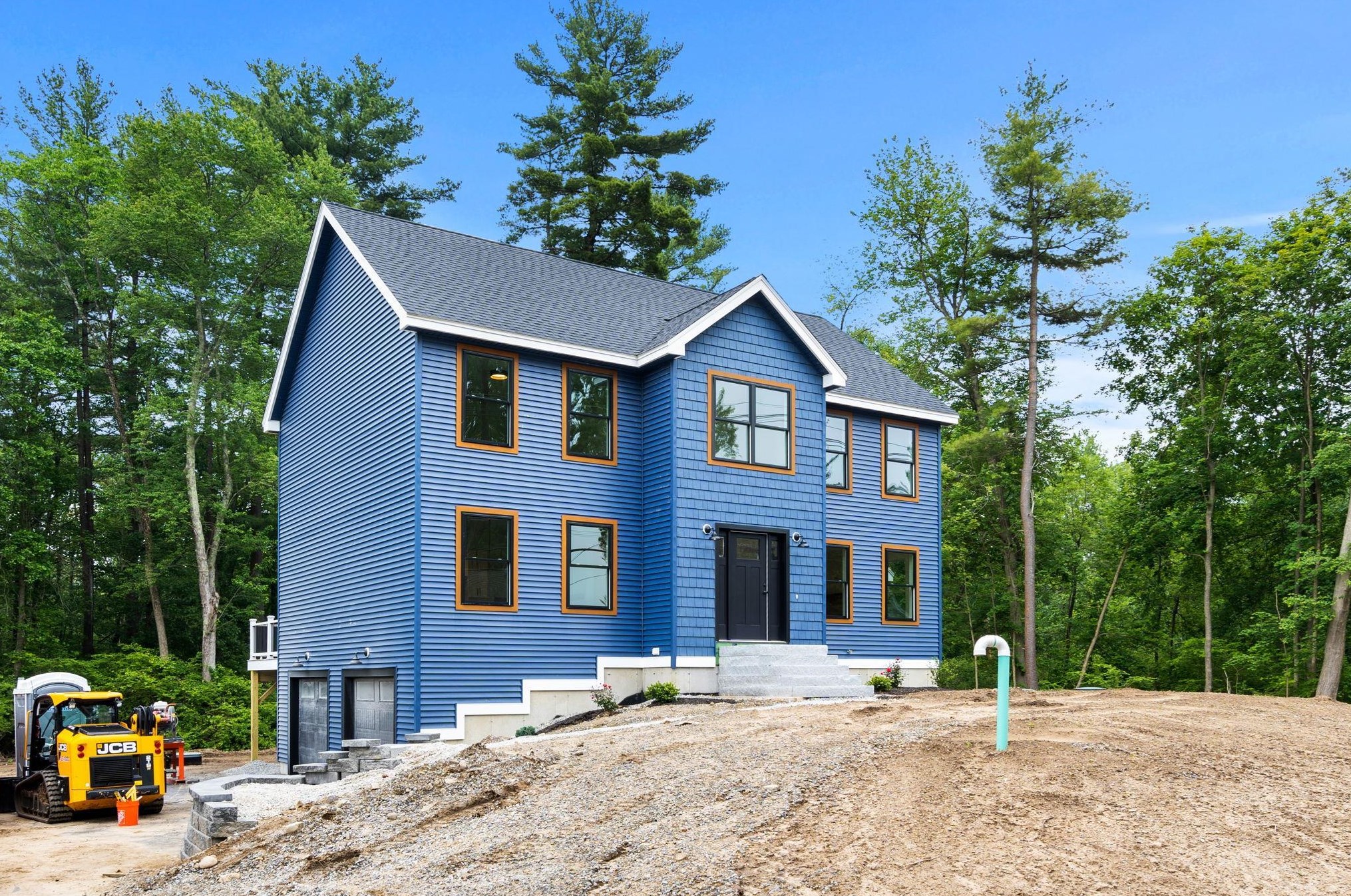223 Lawrence Rd, Salem, NH 03079