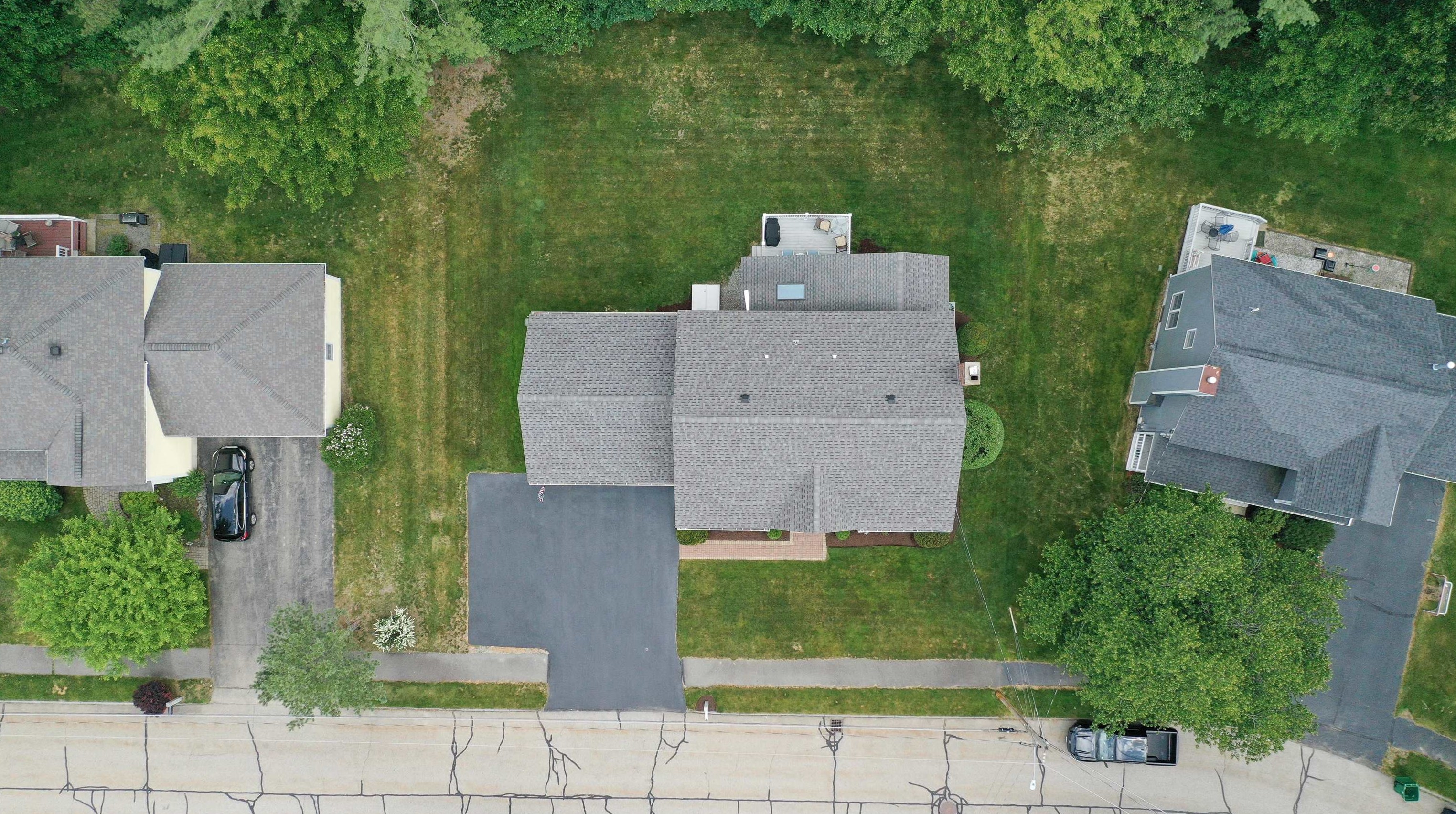 18 Pinebrook Rd, Nashua, NH 03062