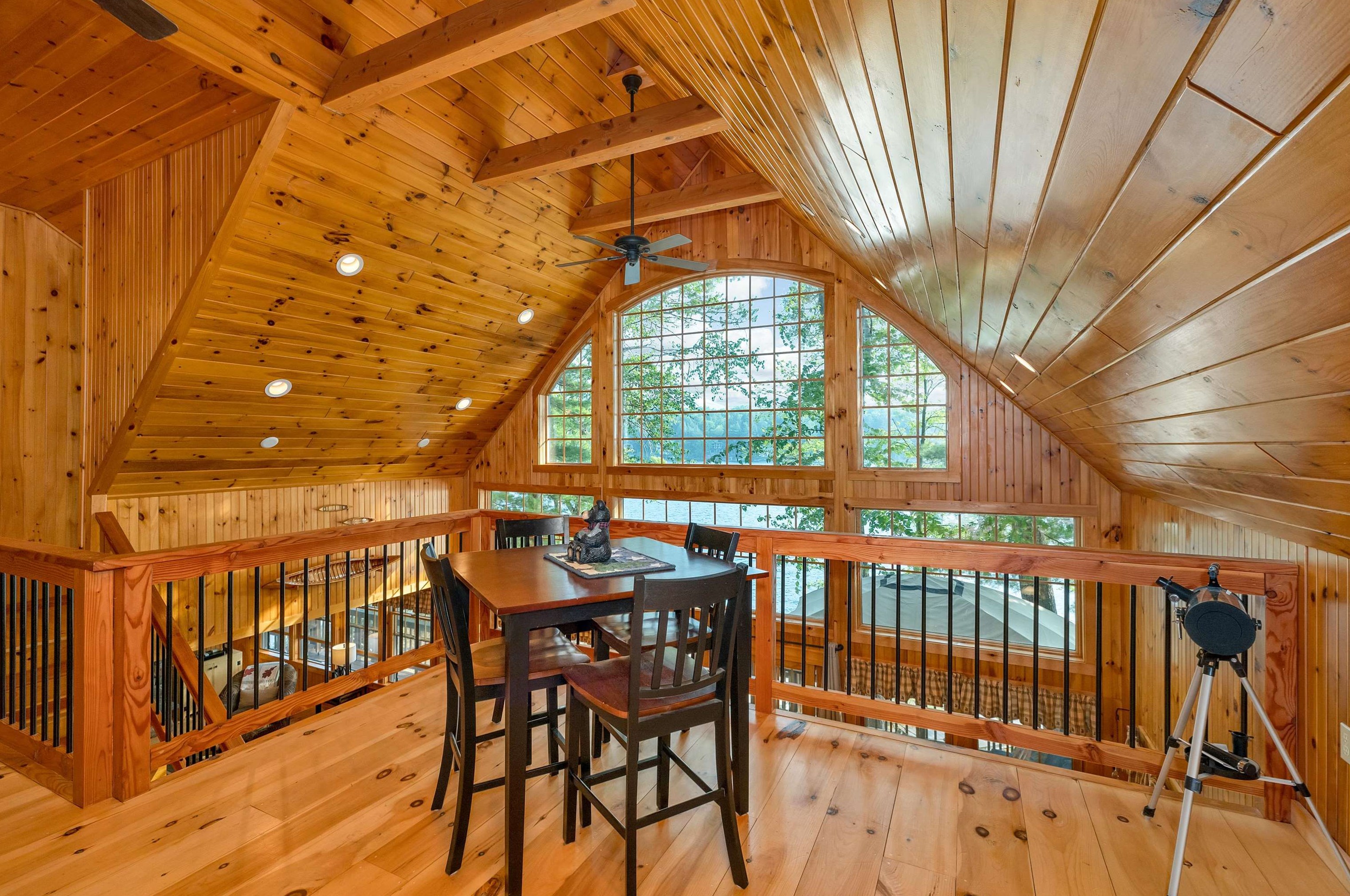 70 Sleepers Is, Alton NH 03810-4078 exterior