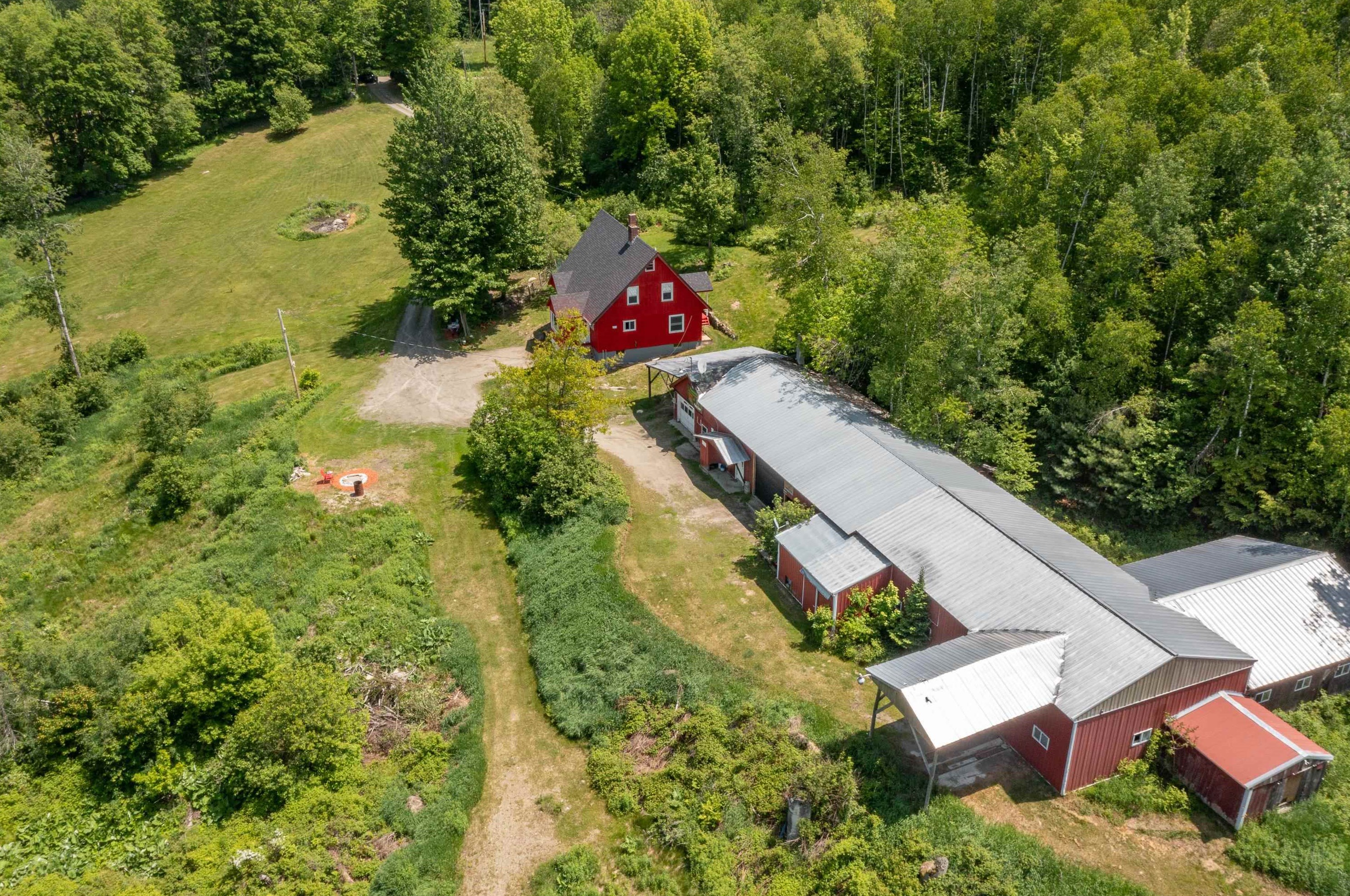 630 Oregon Rd, Landaff, NH 03585