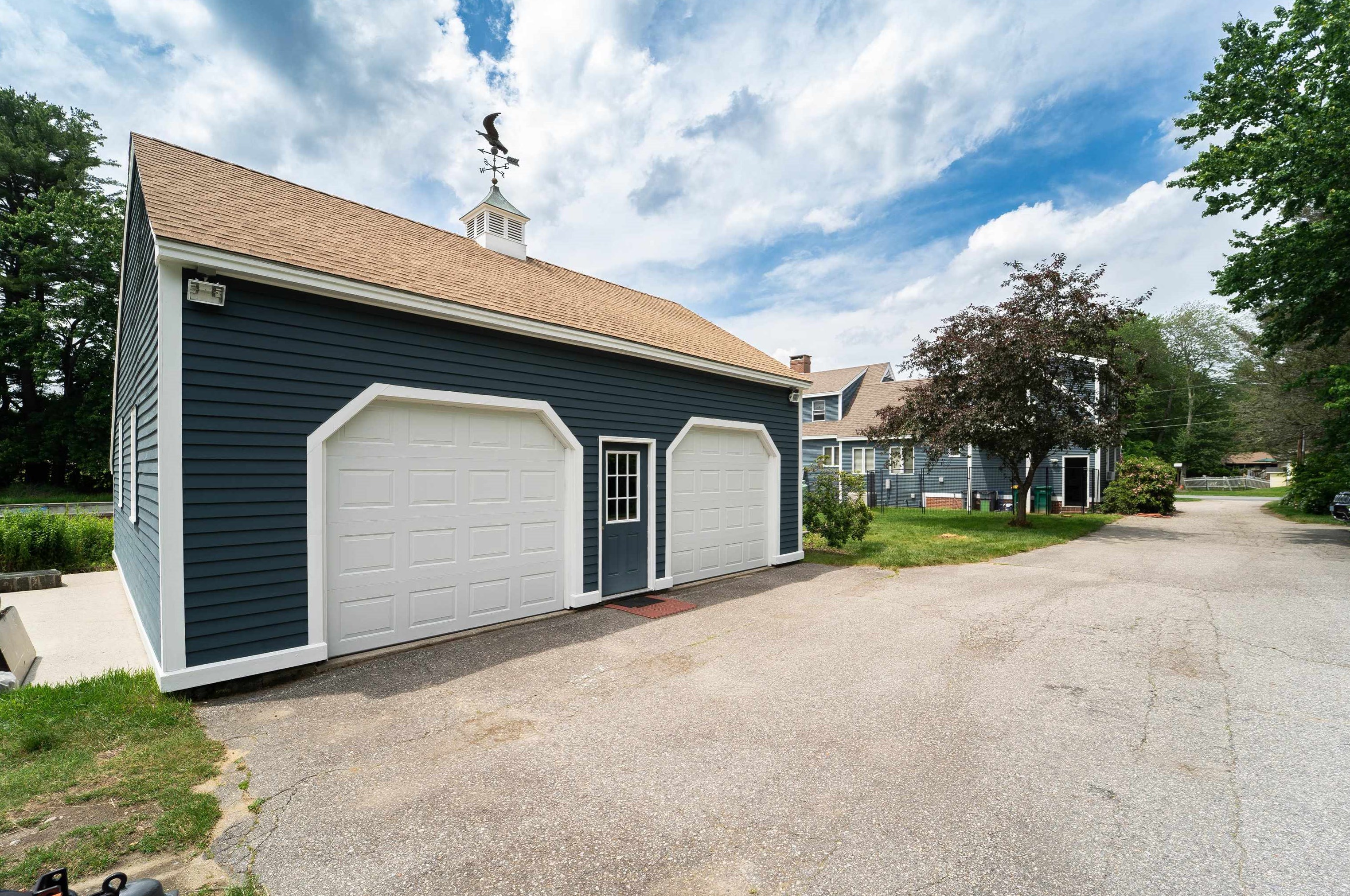 6 Chase St, Kingston, NH 03848