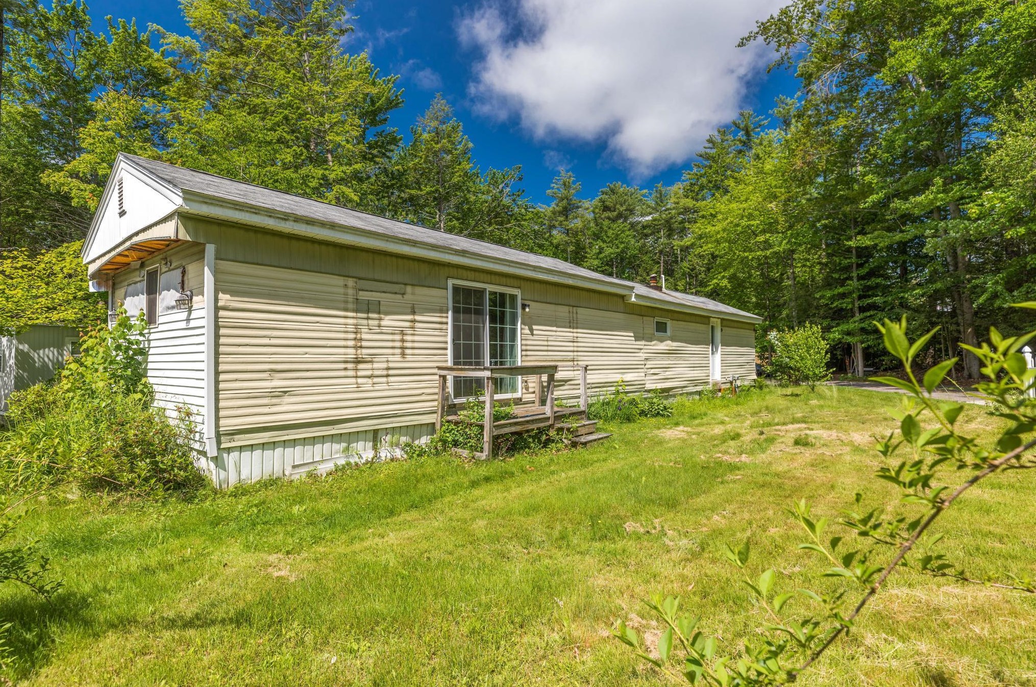 51 Lindenshire Ave, Kensington, NH 03833-4134