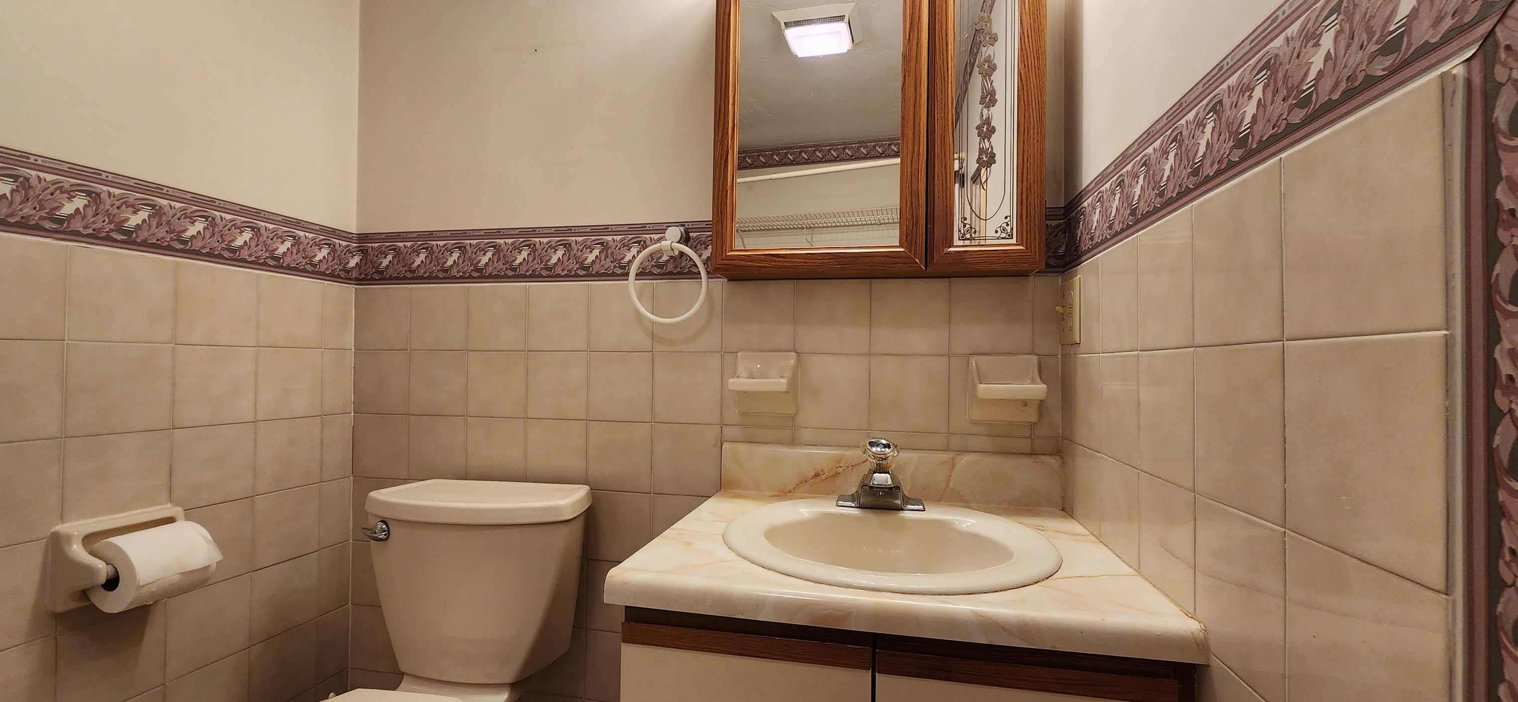 18 Joston Dr, Merrimack NH 03054-7001 exterior