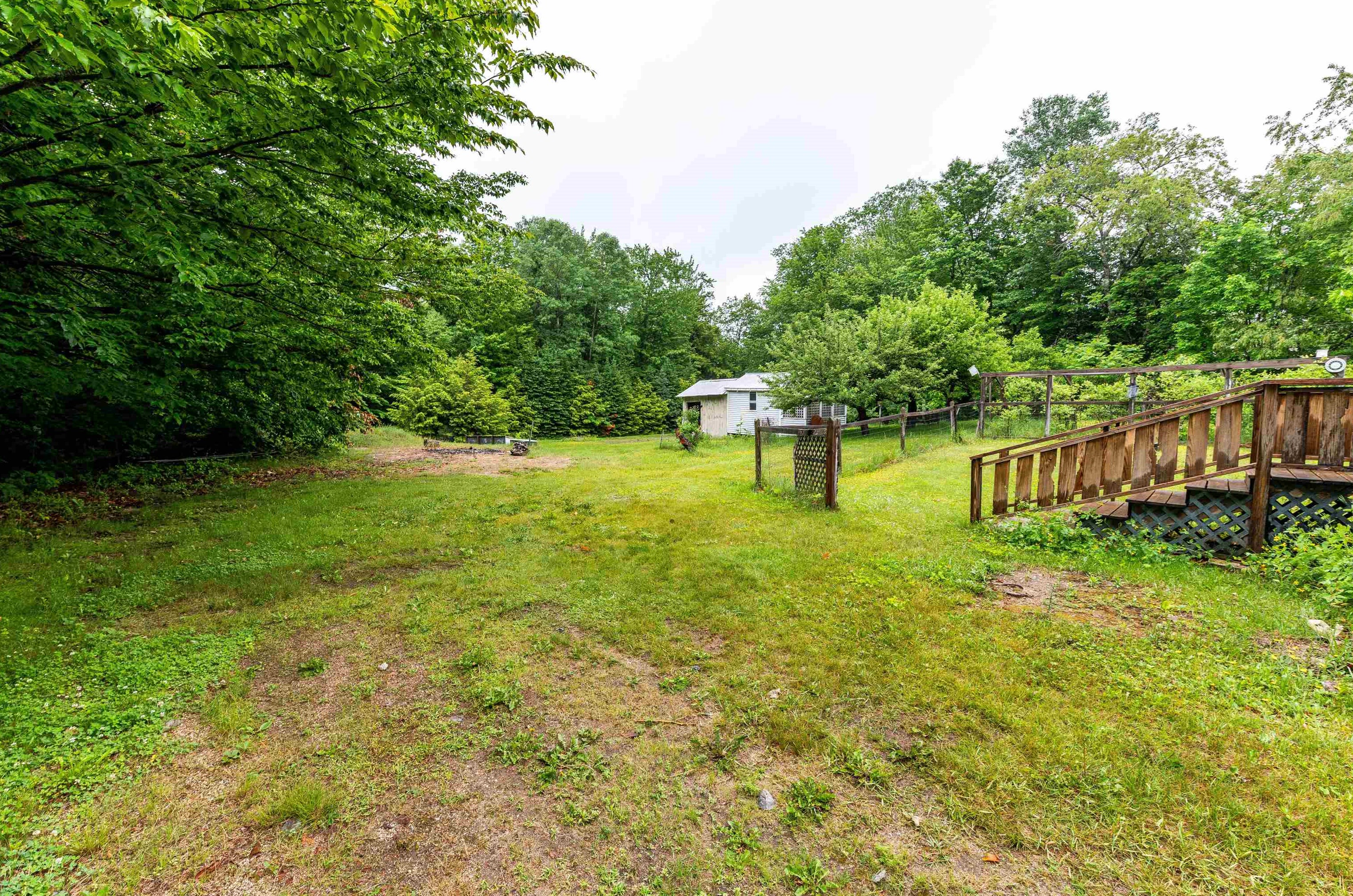819 Eaton Rd, Conway NH  03818-6113 exterior