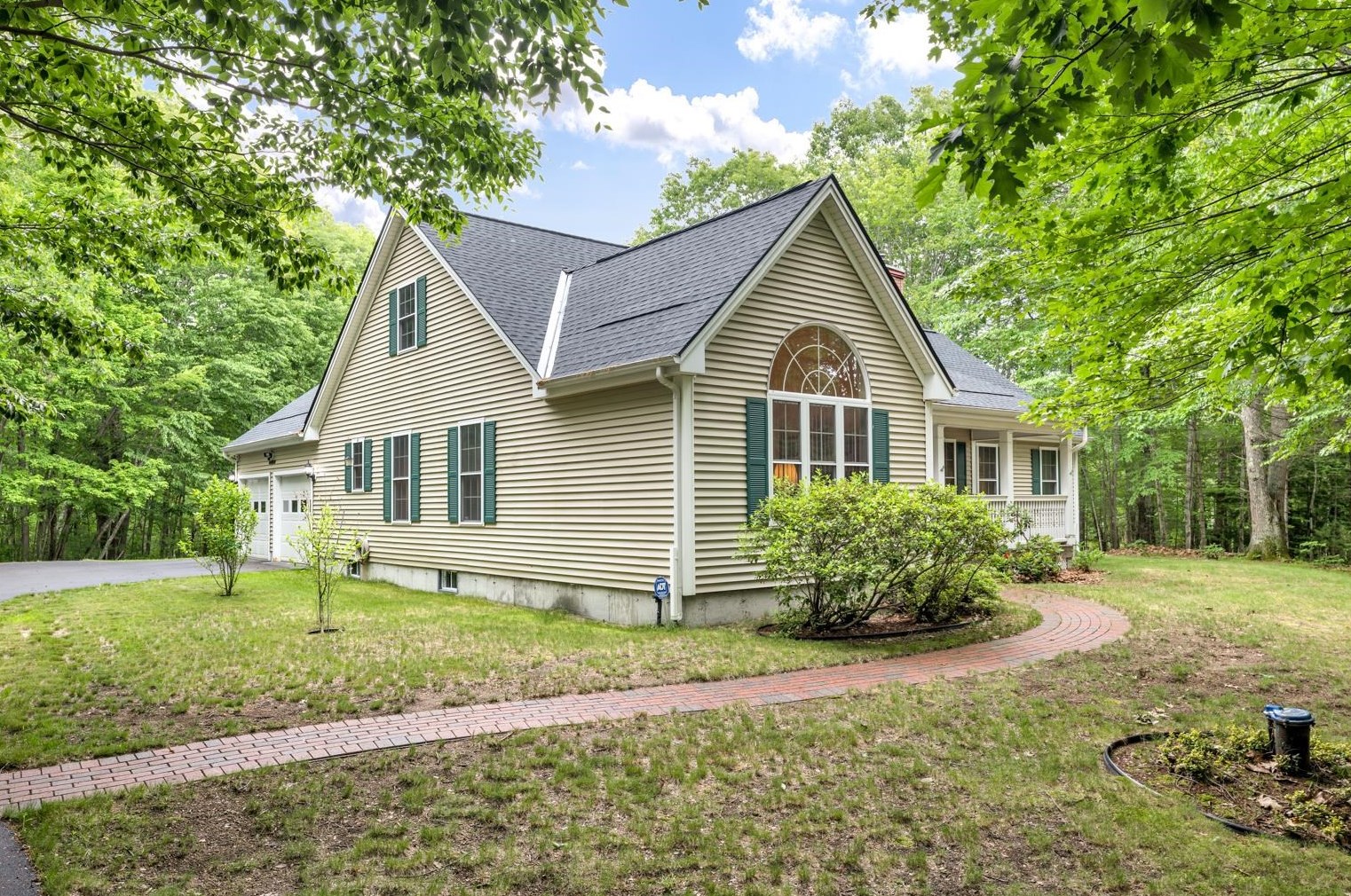 130 N Pembroke Rd, Chichester, NH 03234